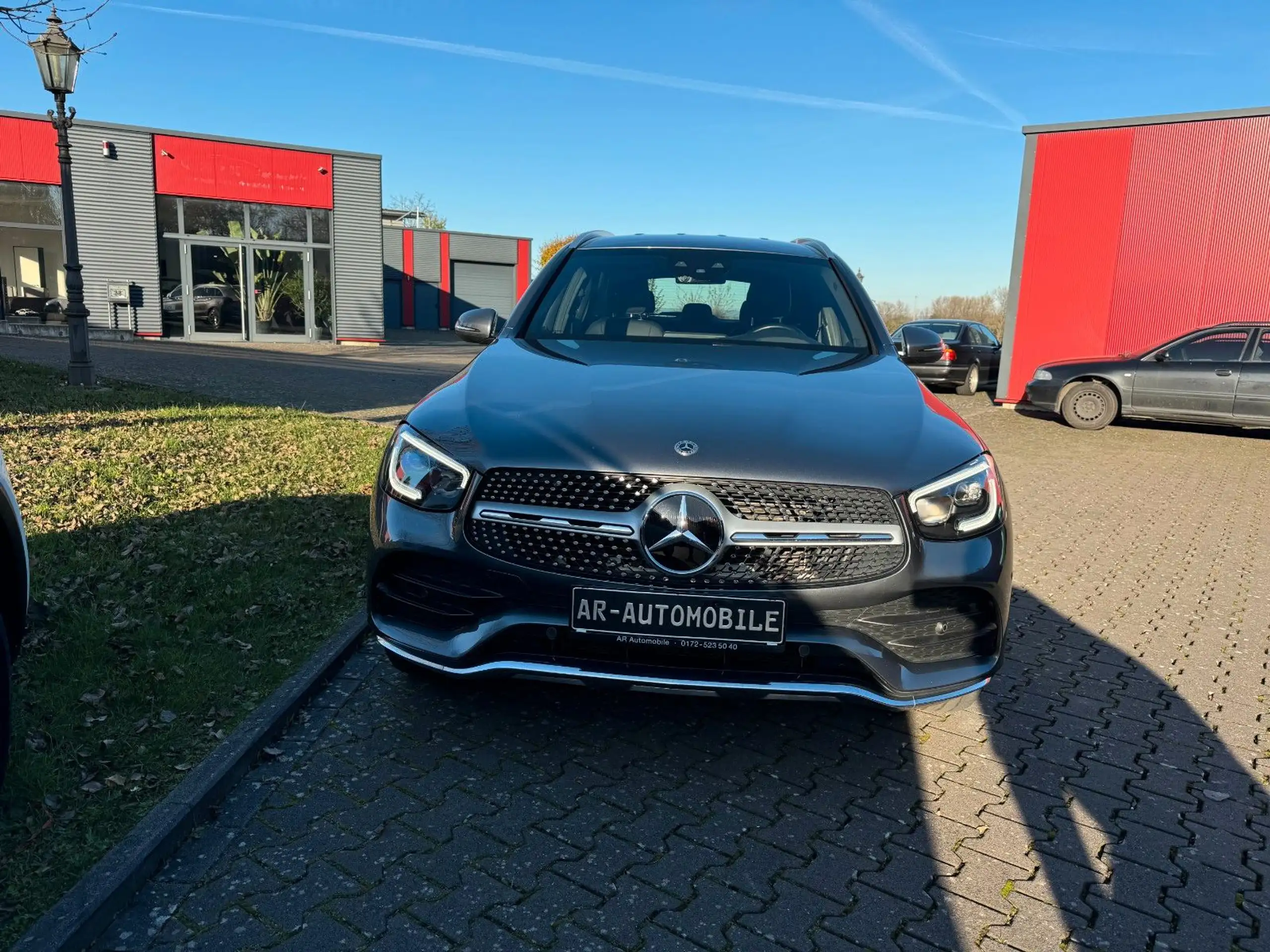 Mercedes-Benz - GLC 220