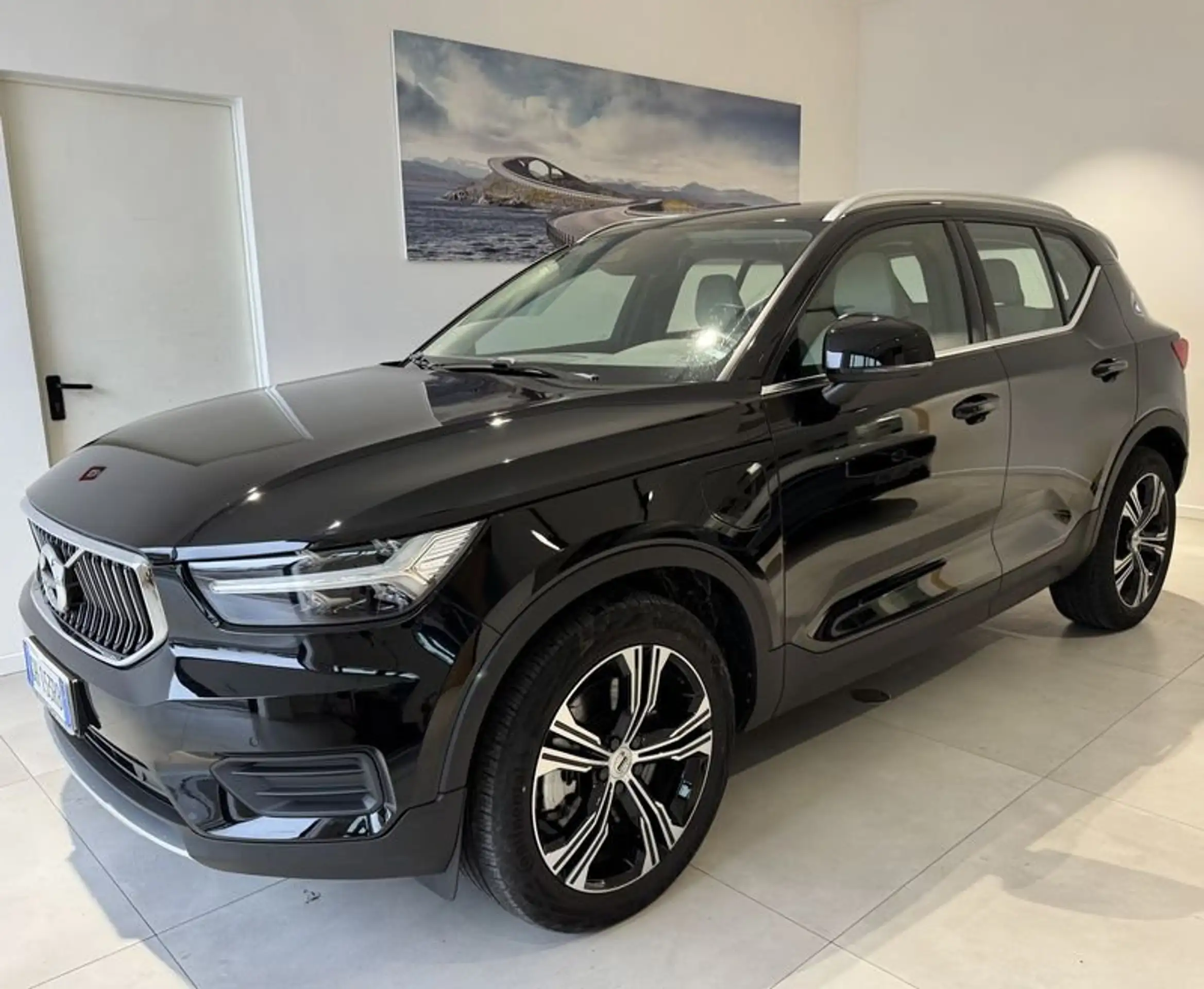 Volvo - XC40