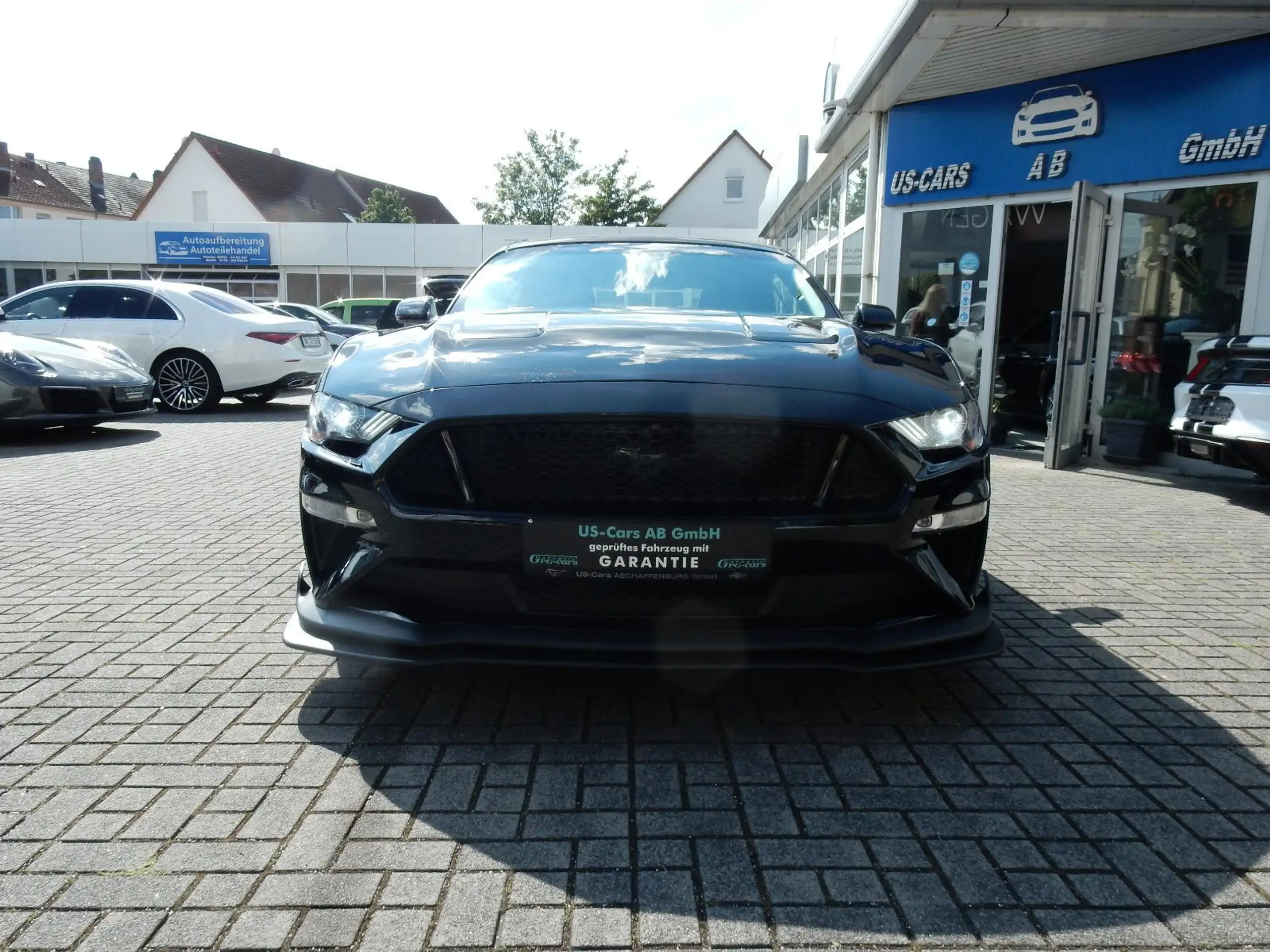 Ford - Mustang