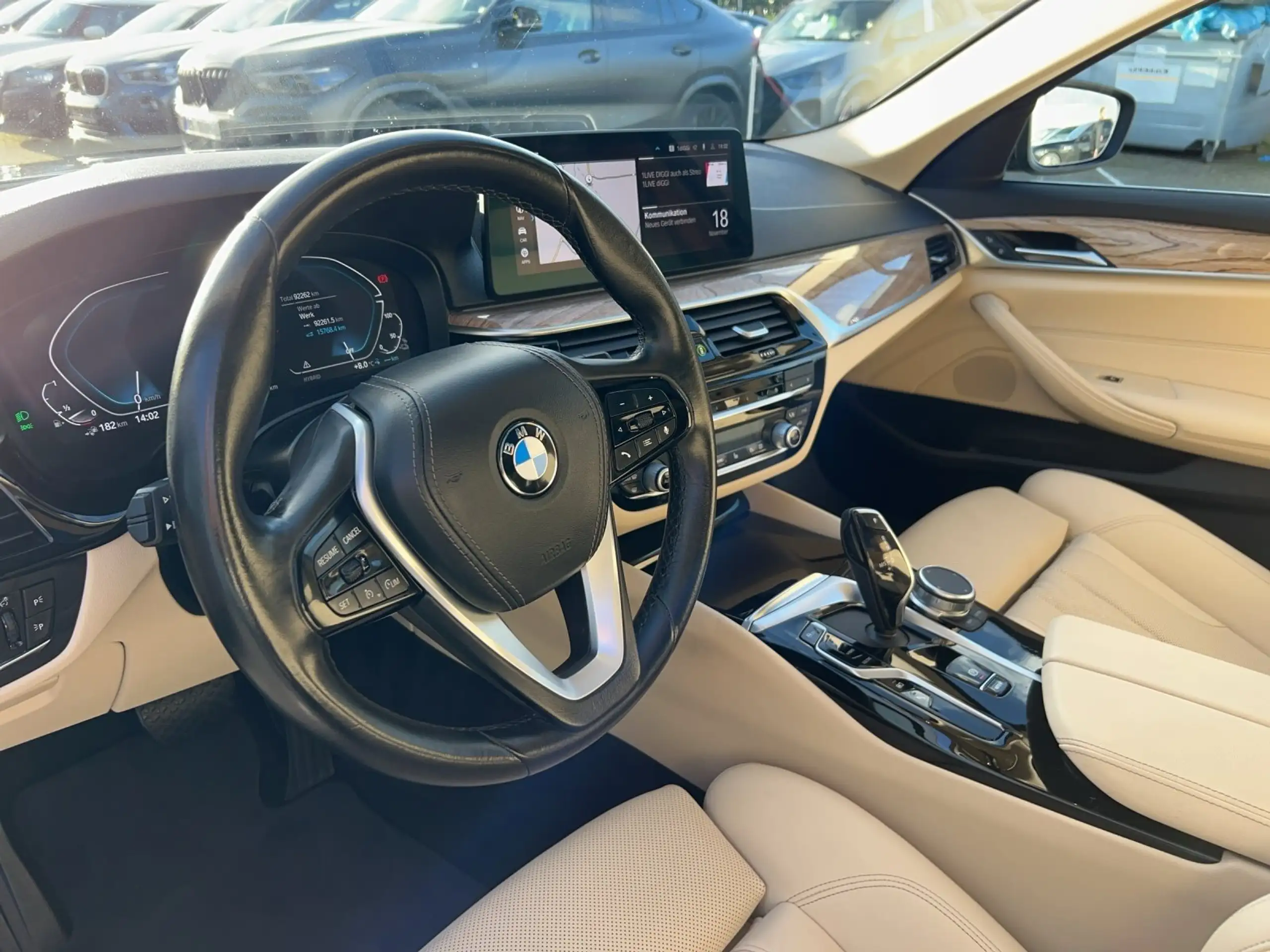 BMW - 530