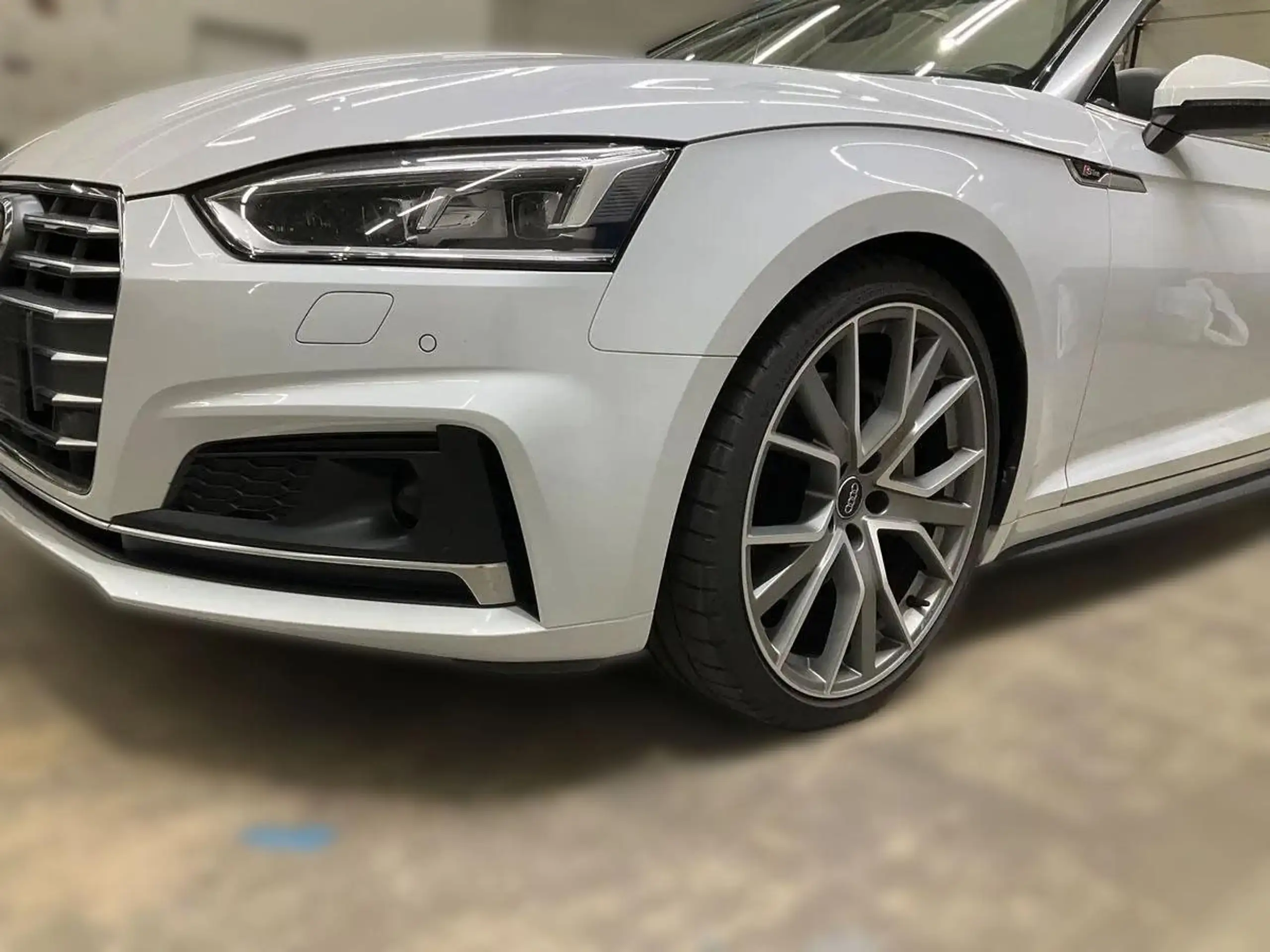 Audi - A5