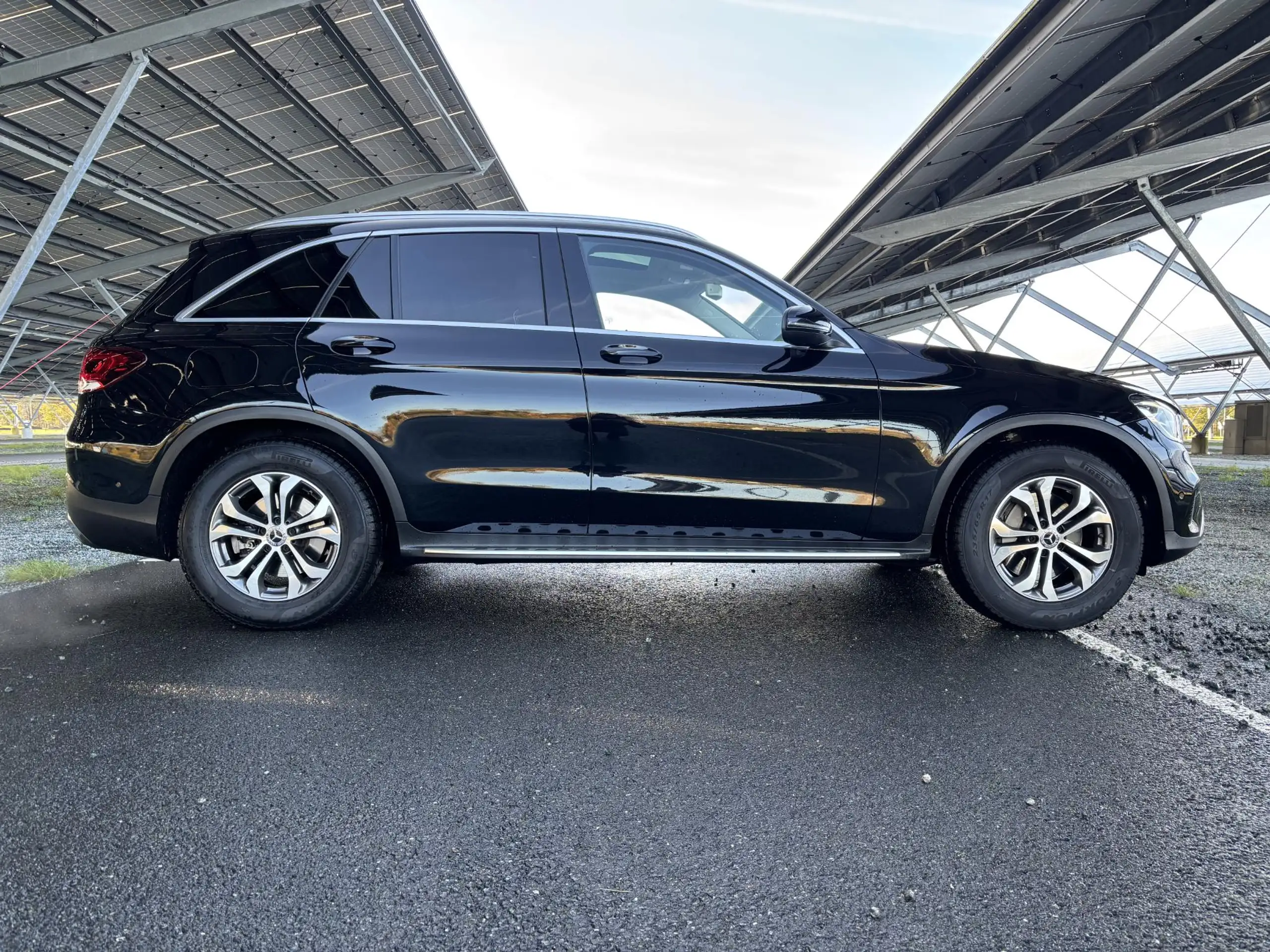 Mercedes-Benz - GLC 200