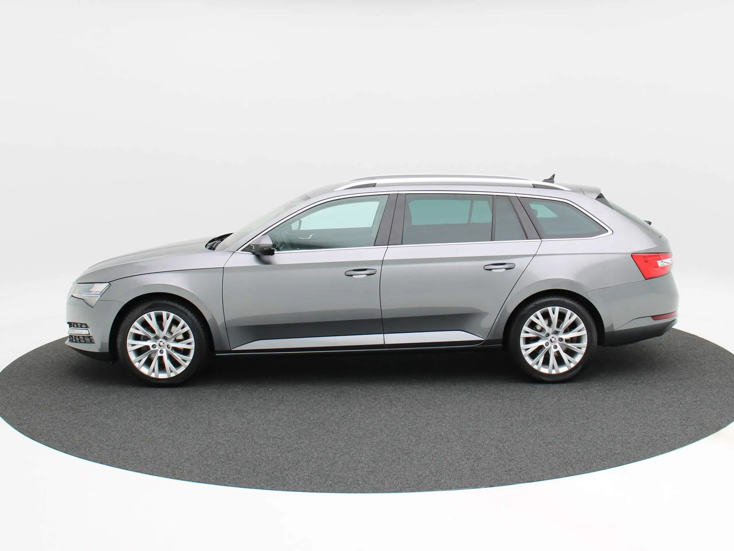 Skoda - Superb