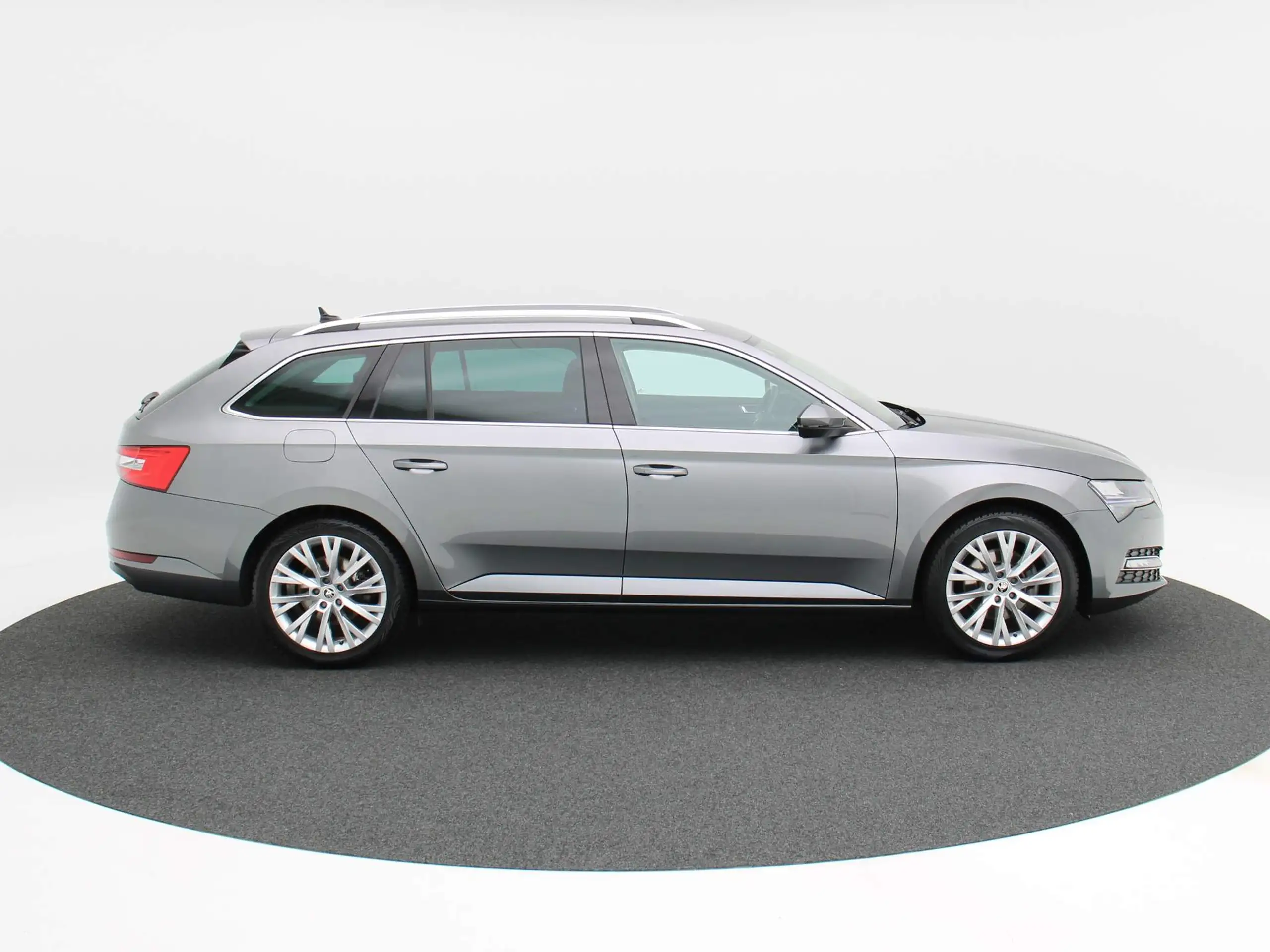 Skoda - Superb