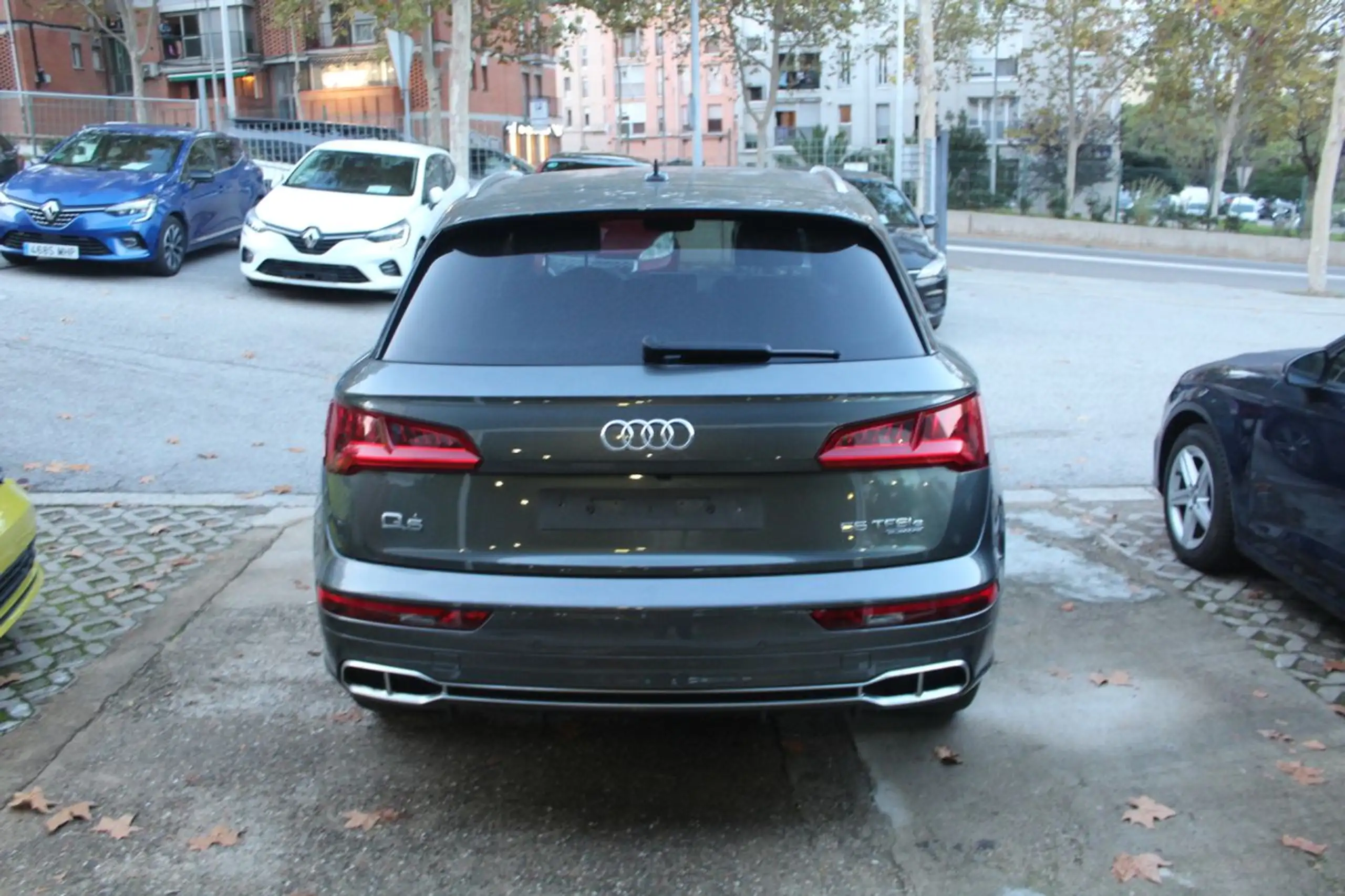 Audi - Q5