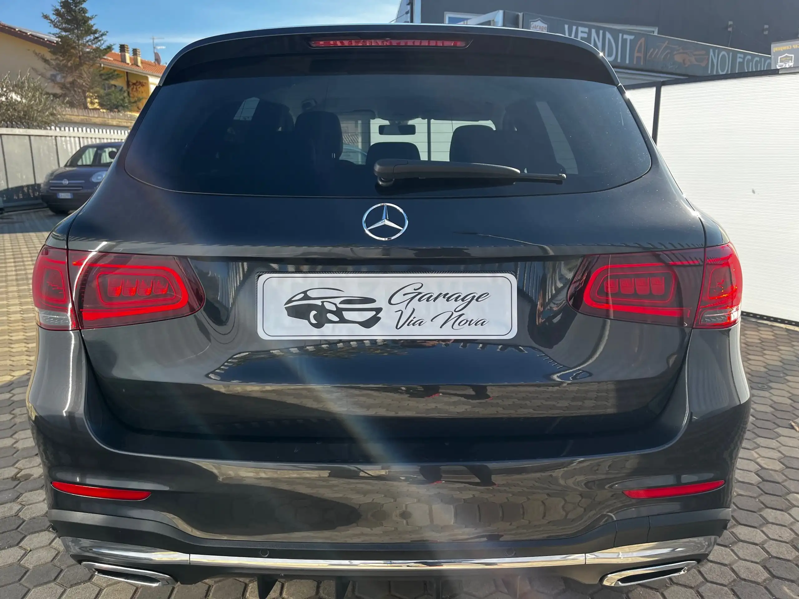 Mercedes-Benz - GLC 220