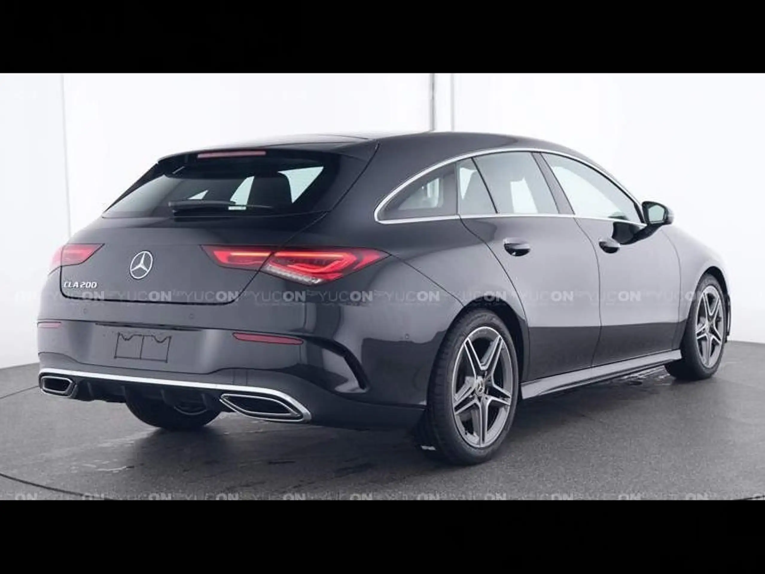 Mercedes-Benz - CLA 200