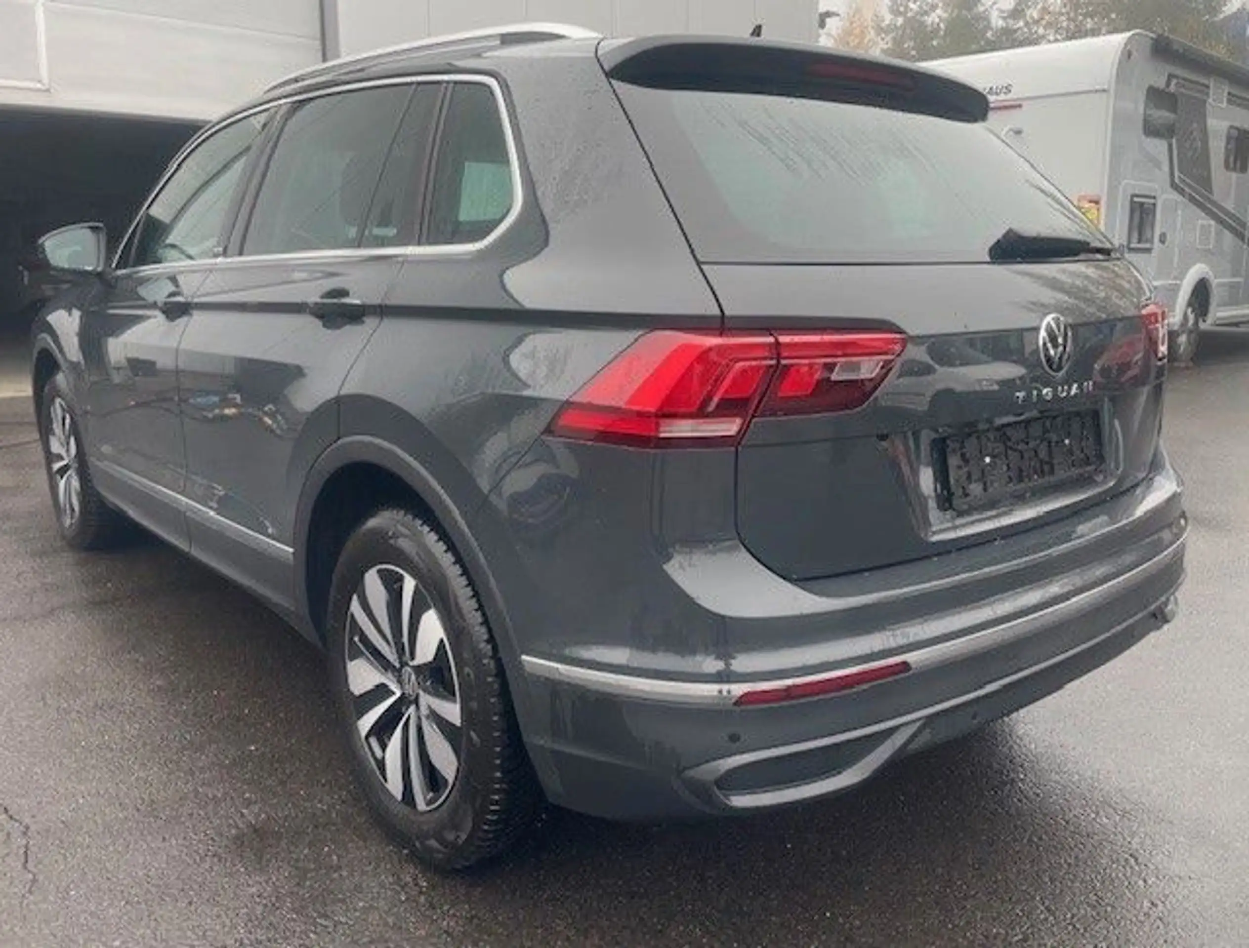 Volkswagen - Tiguan