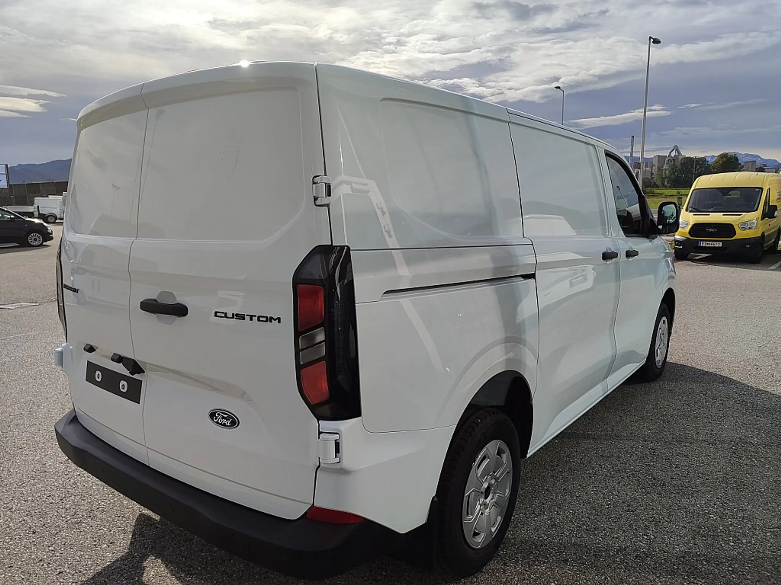 Ford - Transit Custom