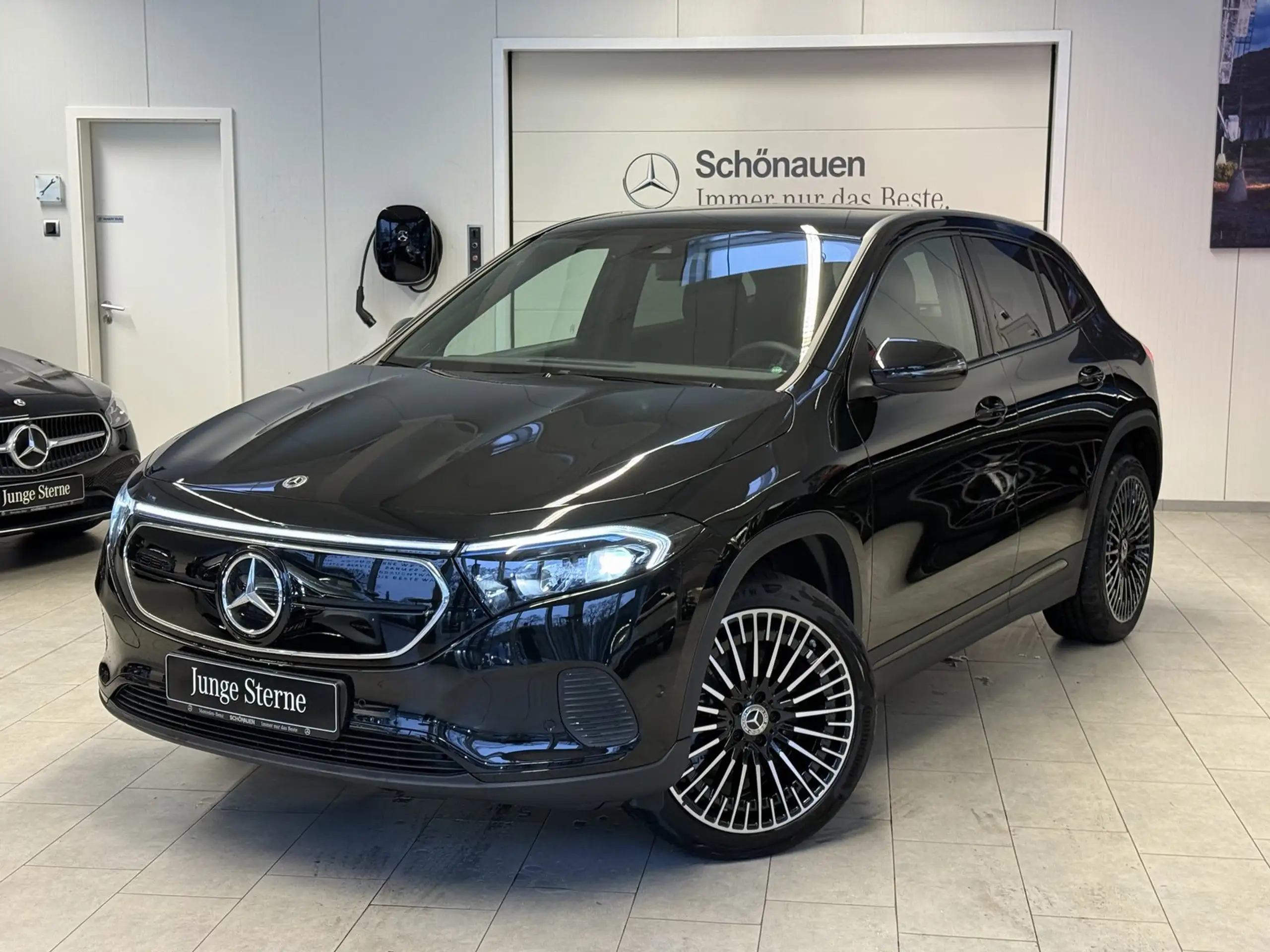 Mercedes-Benz - EQA