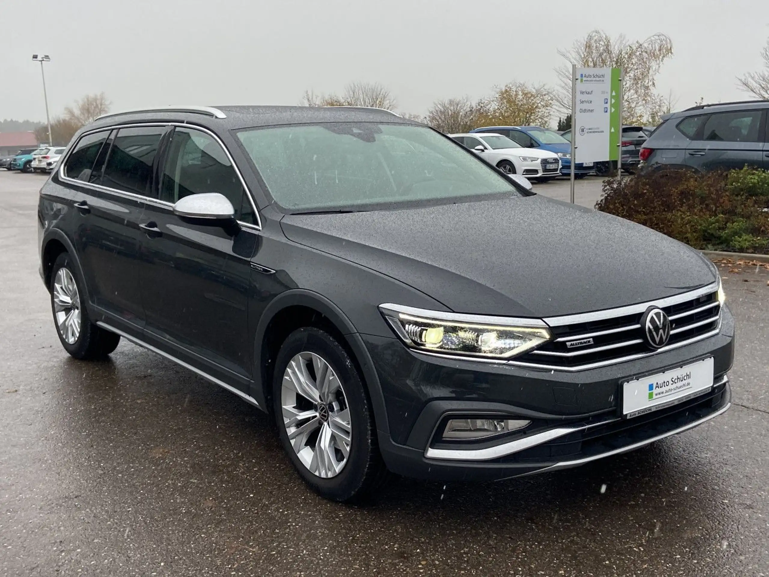 Volkswagen - Passat