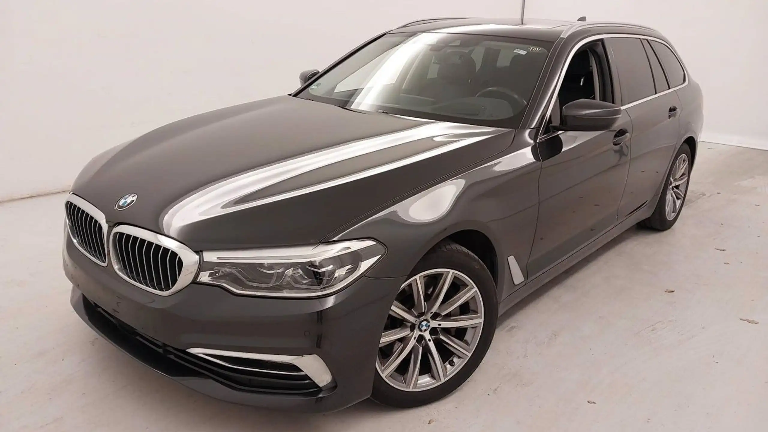 BMW 530 2019