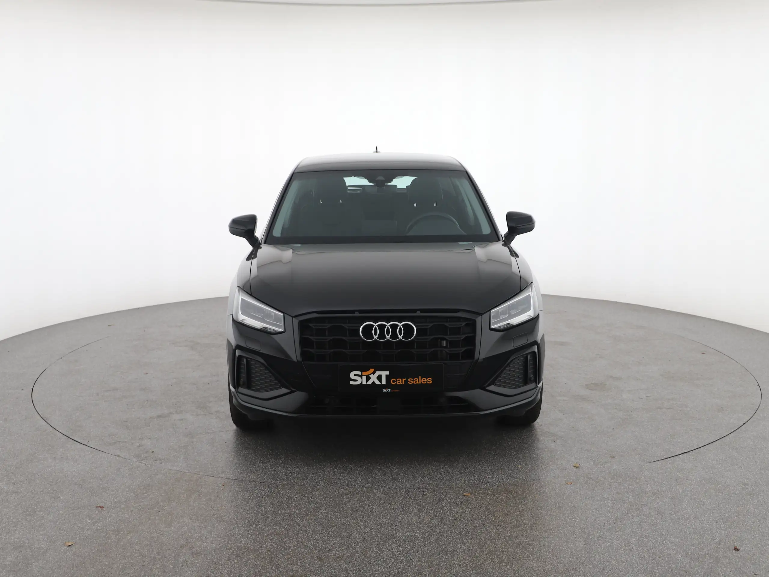 Audi - Q2