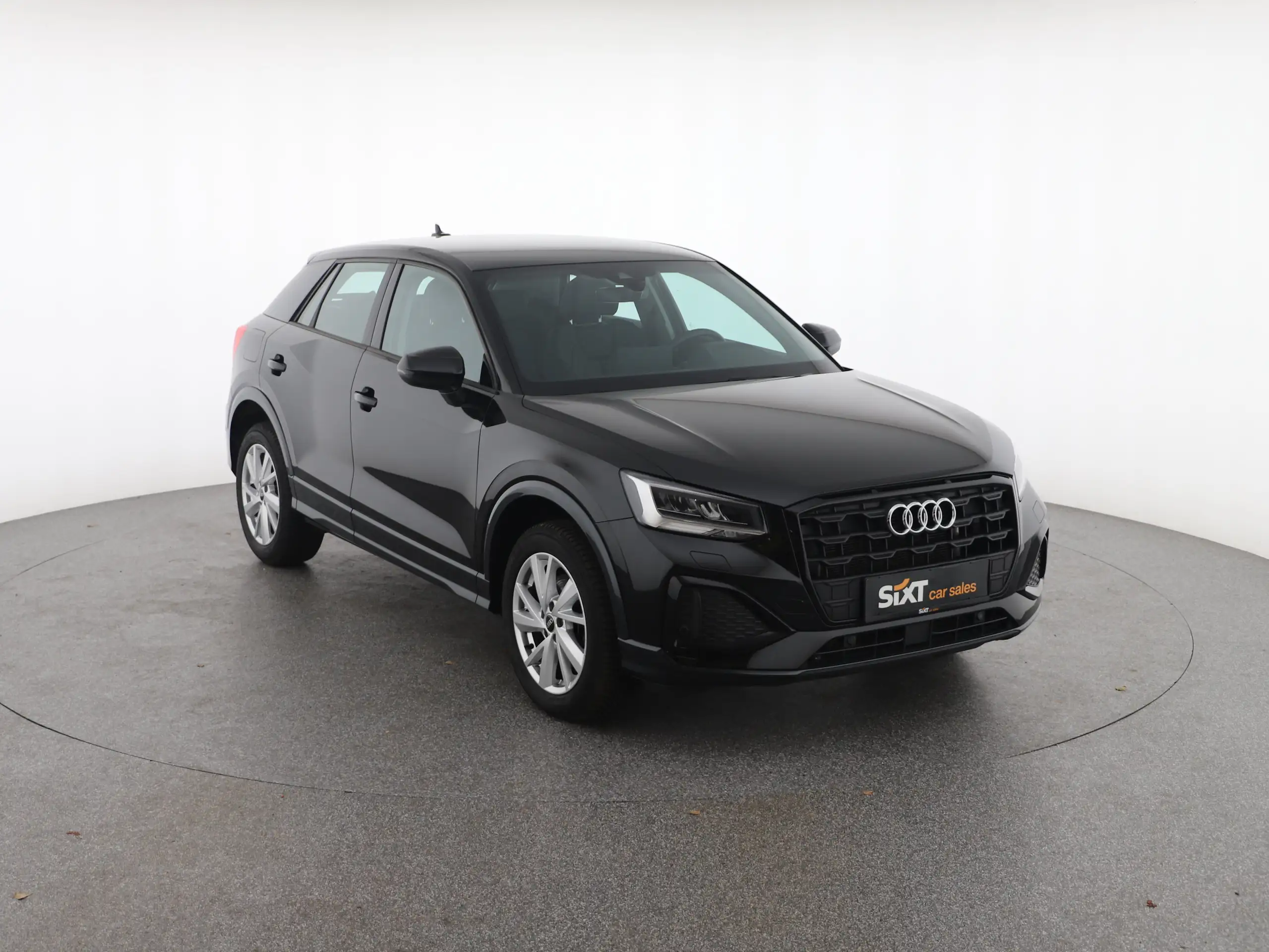 Audi - Q2