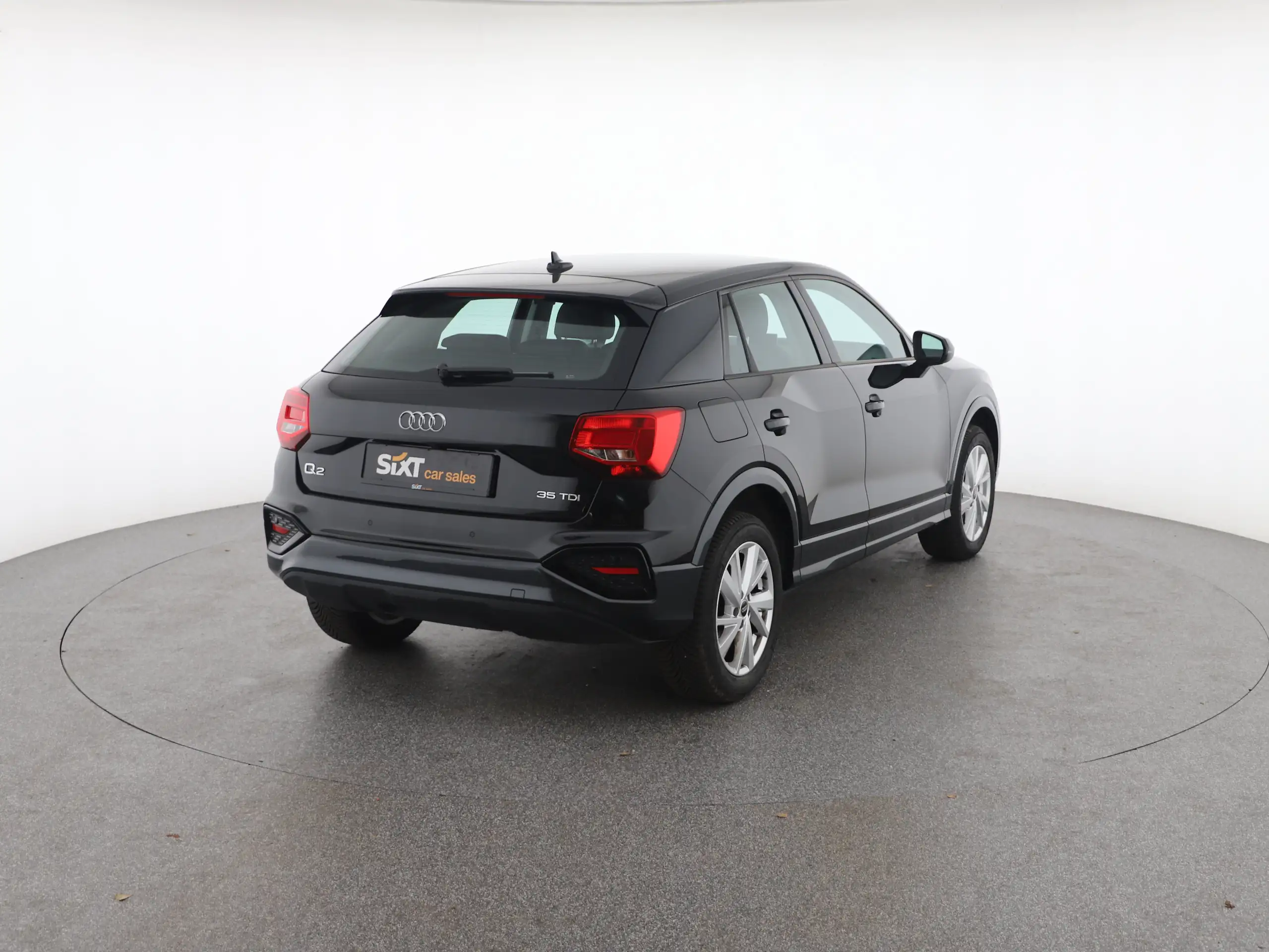 Audi - Q2