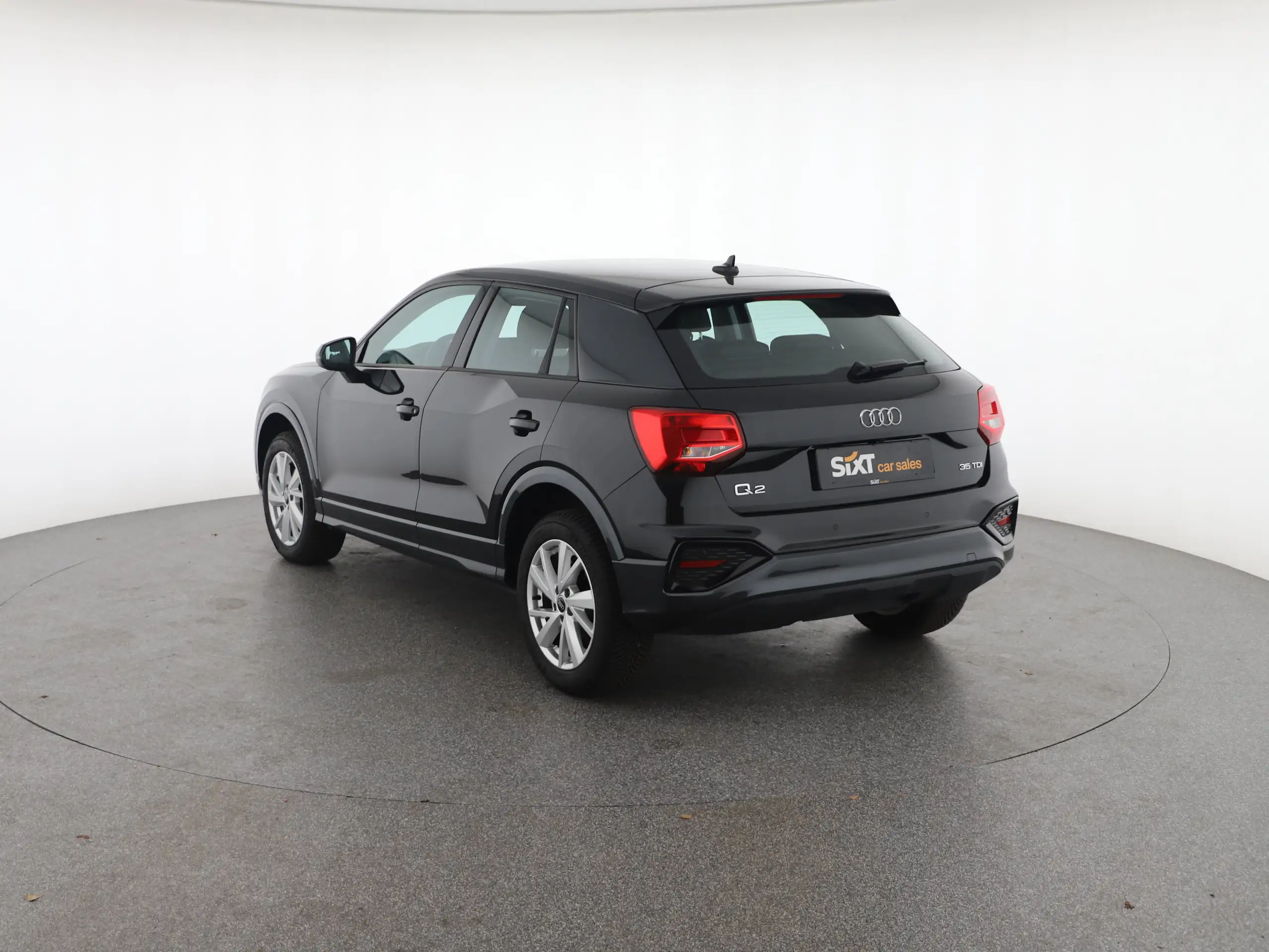 Audi - Q2