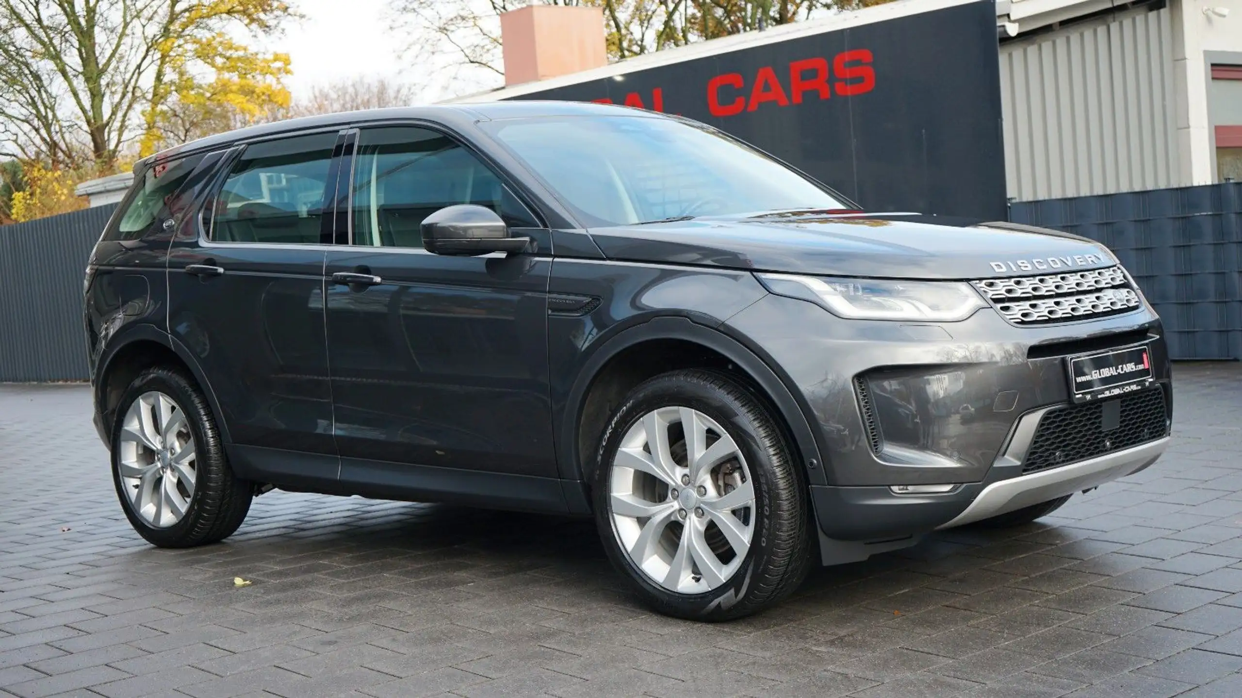 Land Rover - Discovery Sport