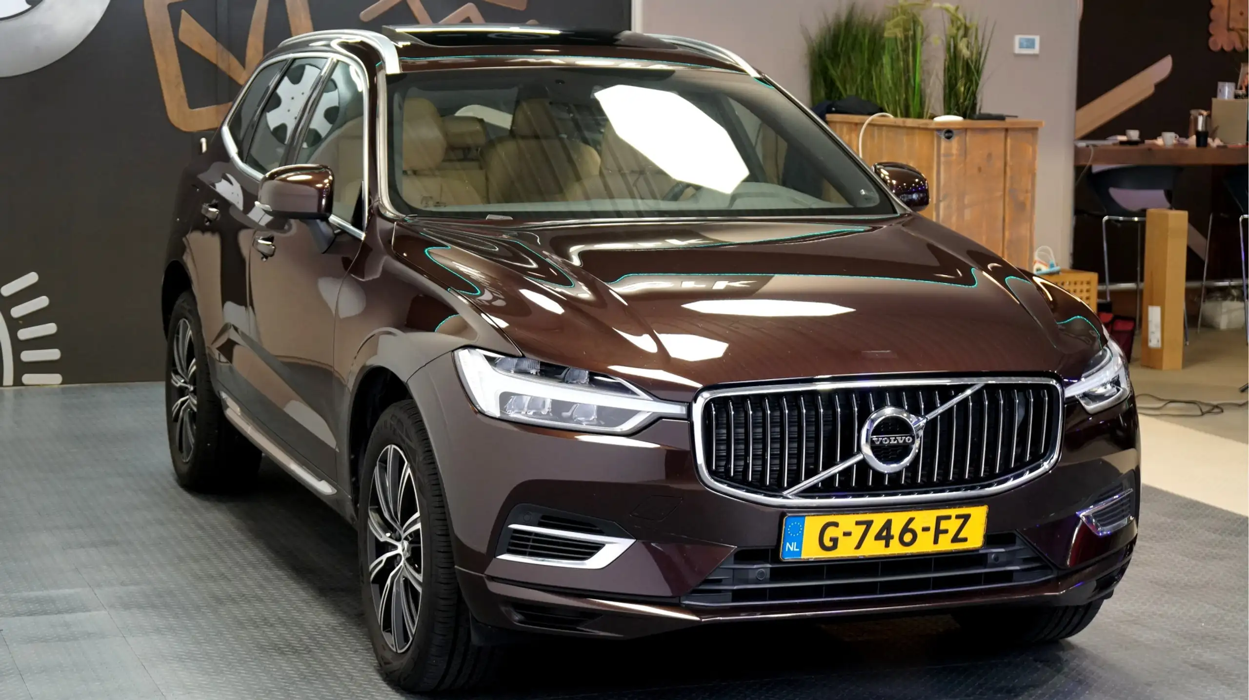 Volvo - XC60