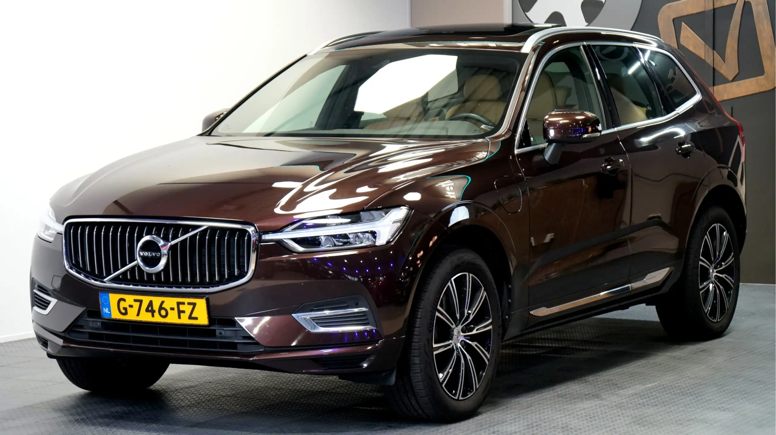 Volvo - XC60