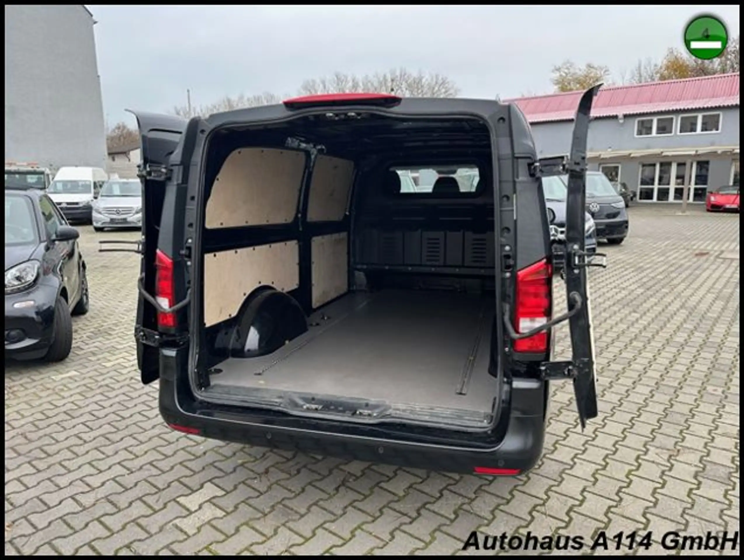 Mercedes-Benz - Vito