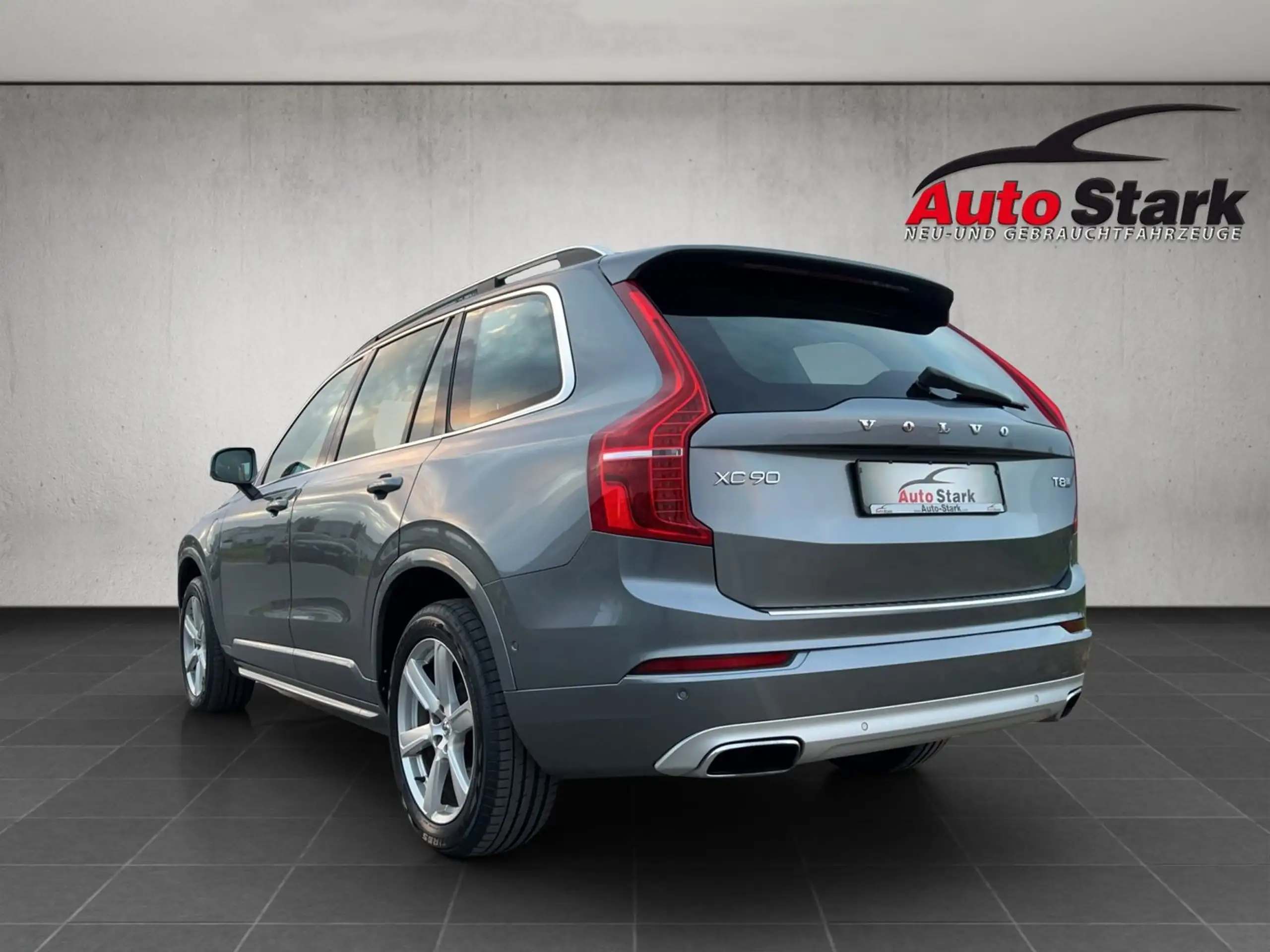 Volvo - XC90