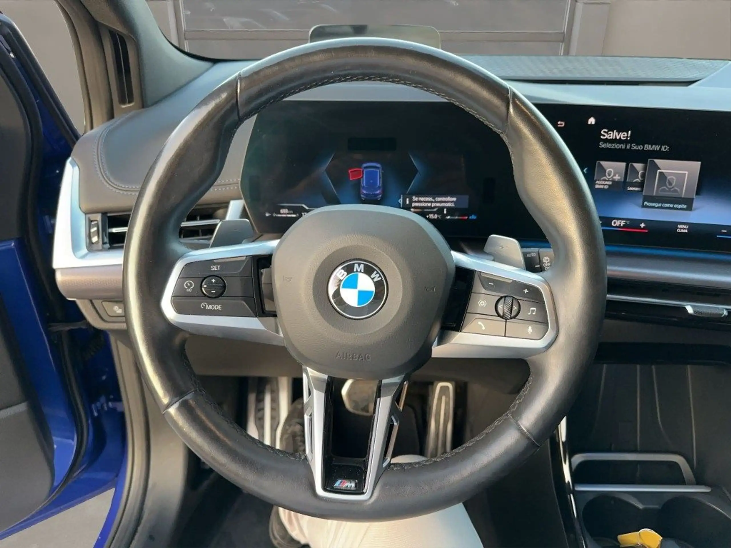 BMW - 218