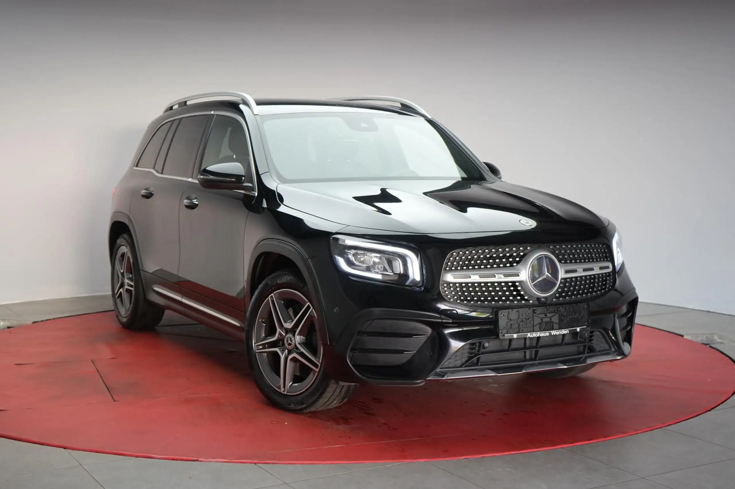 Mercedes-Benz GLB 220 2021