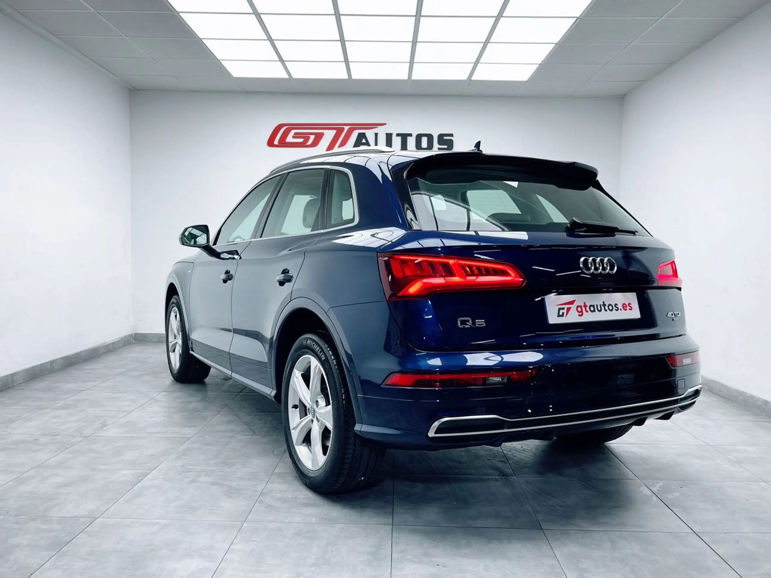 Audi - Q5