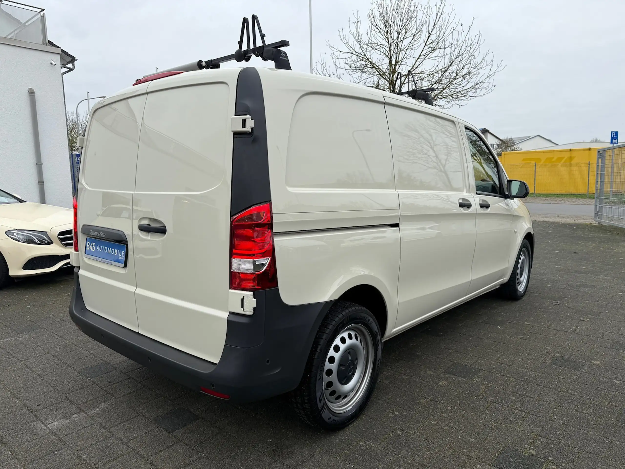 Mercedes-Benz - Vito