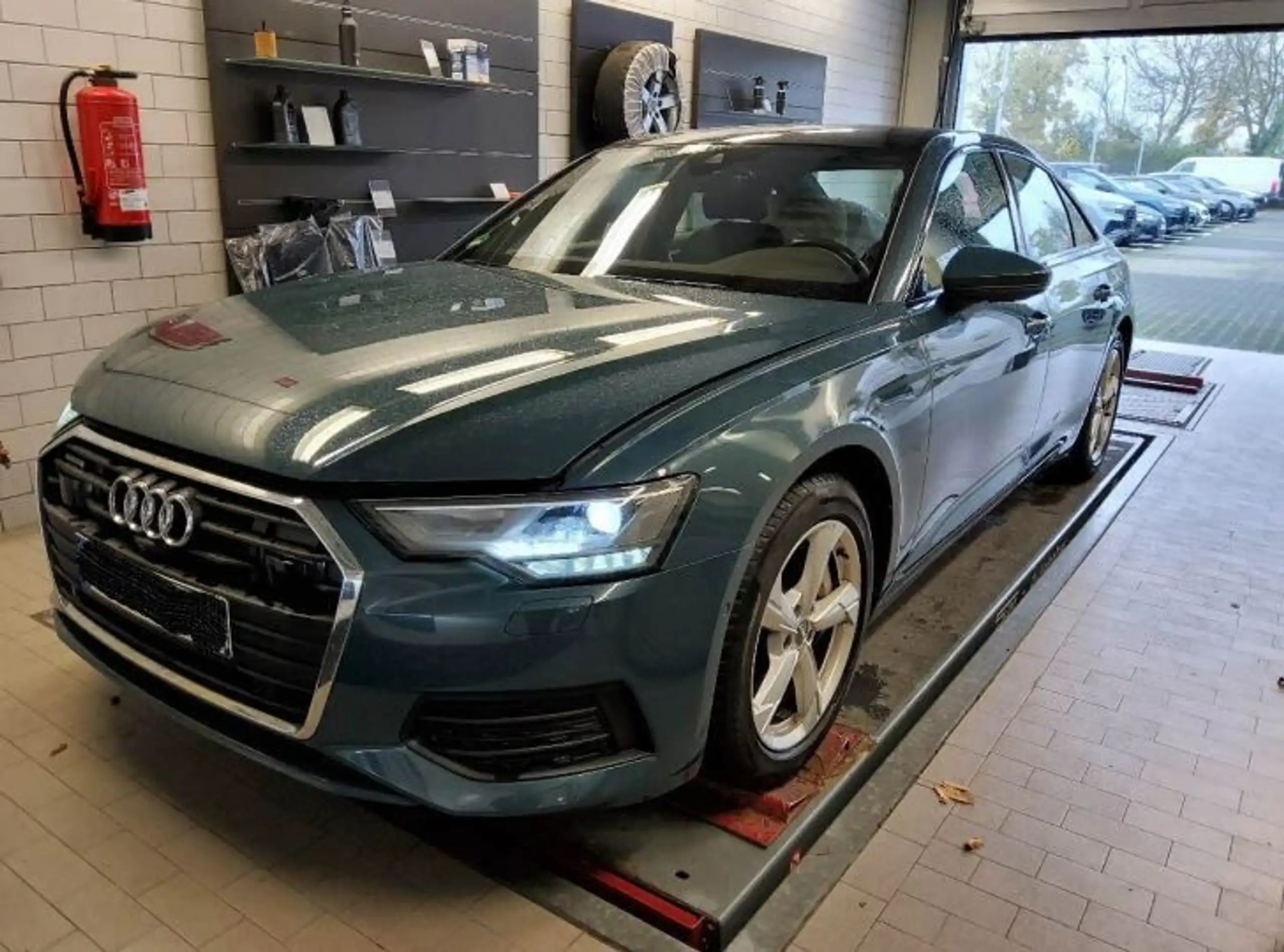 Audi - A6