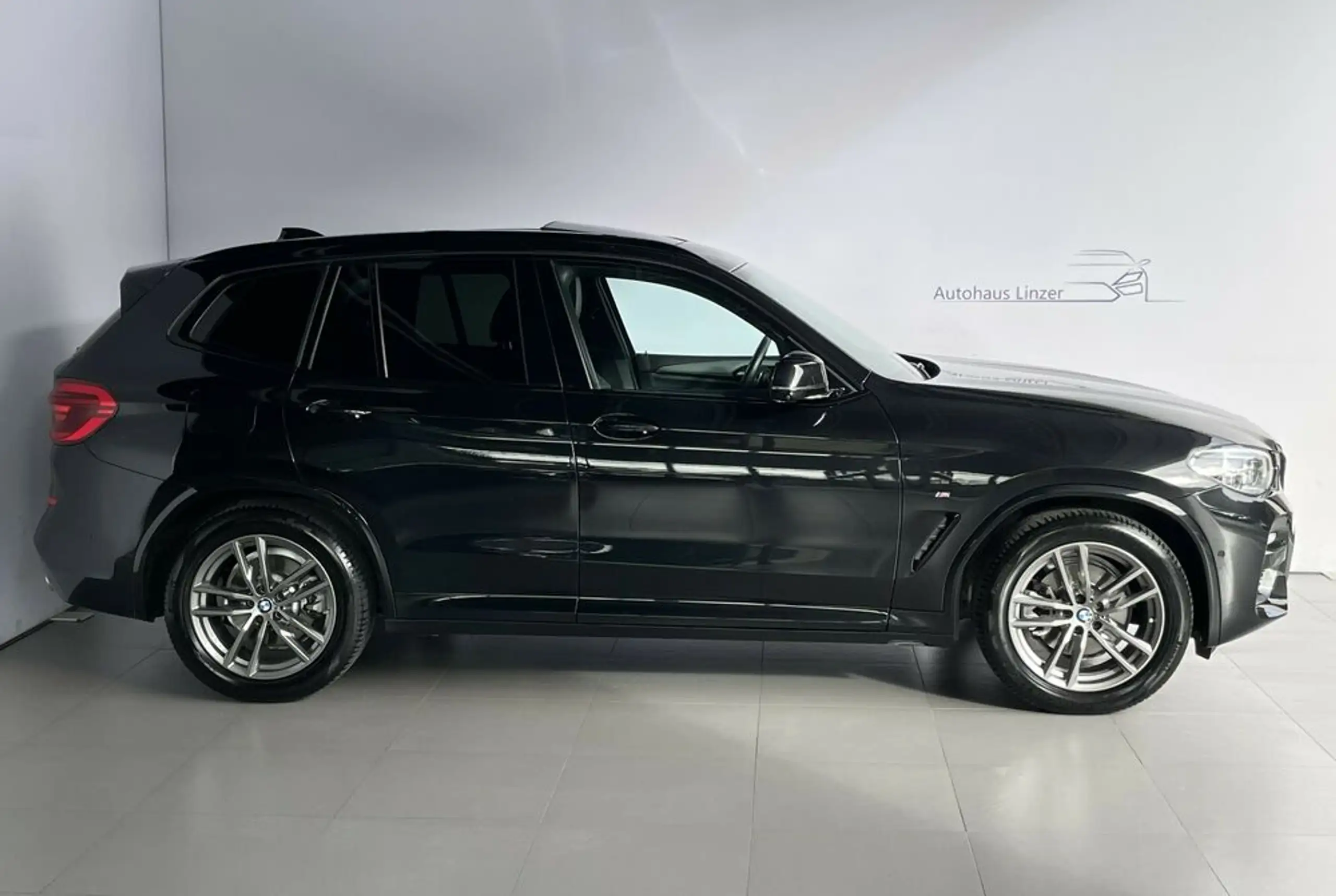 BMW - X3