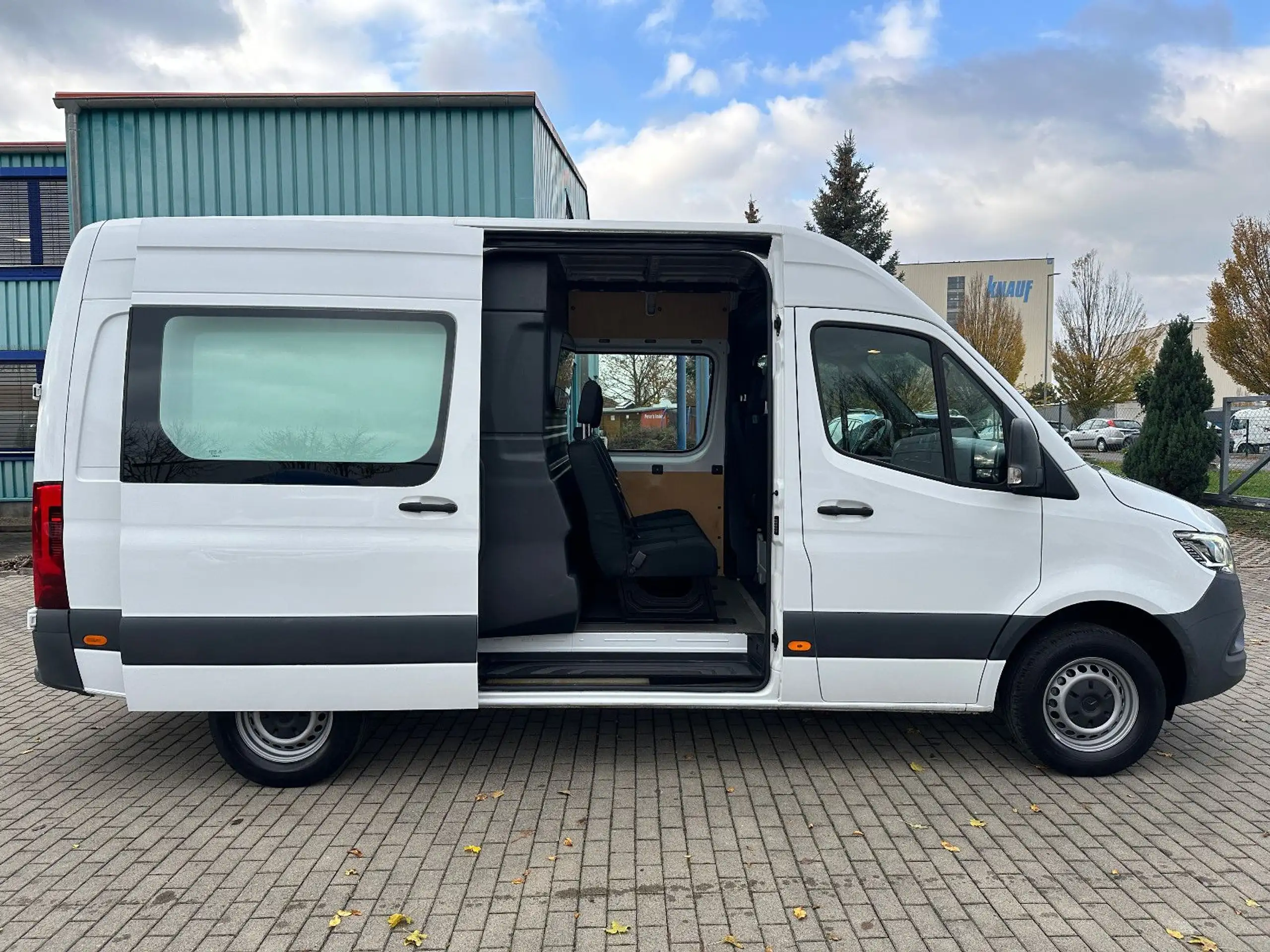 Mercedes-Benz - Sprinter