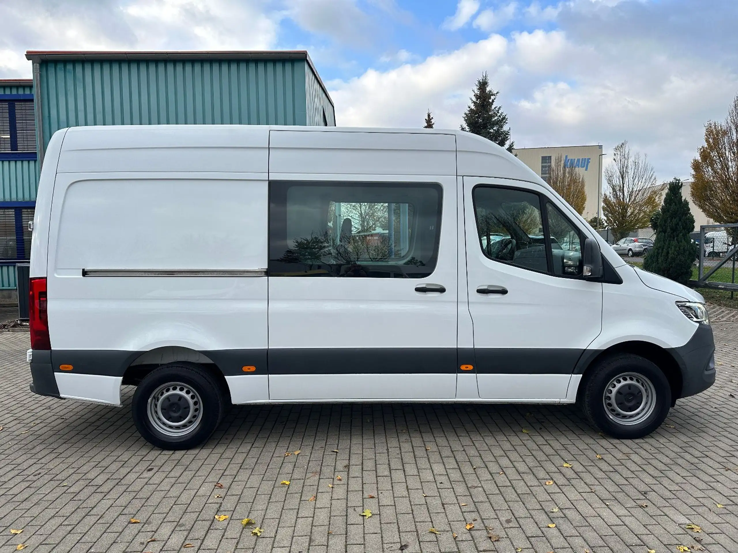 Mercedes-Benz - Sprinter