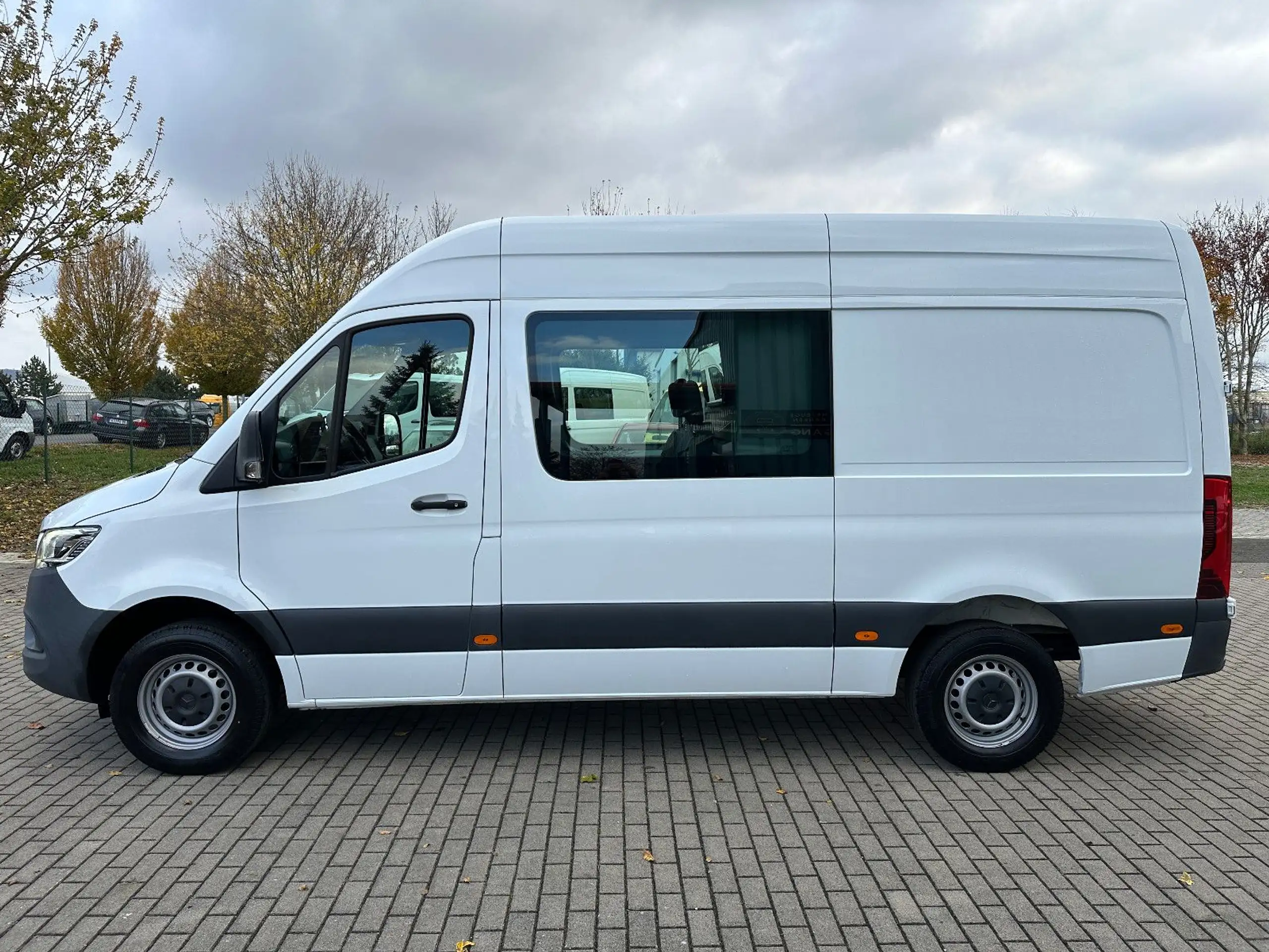 Mercedes-Benz - Sprinter