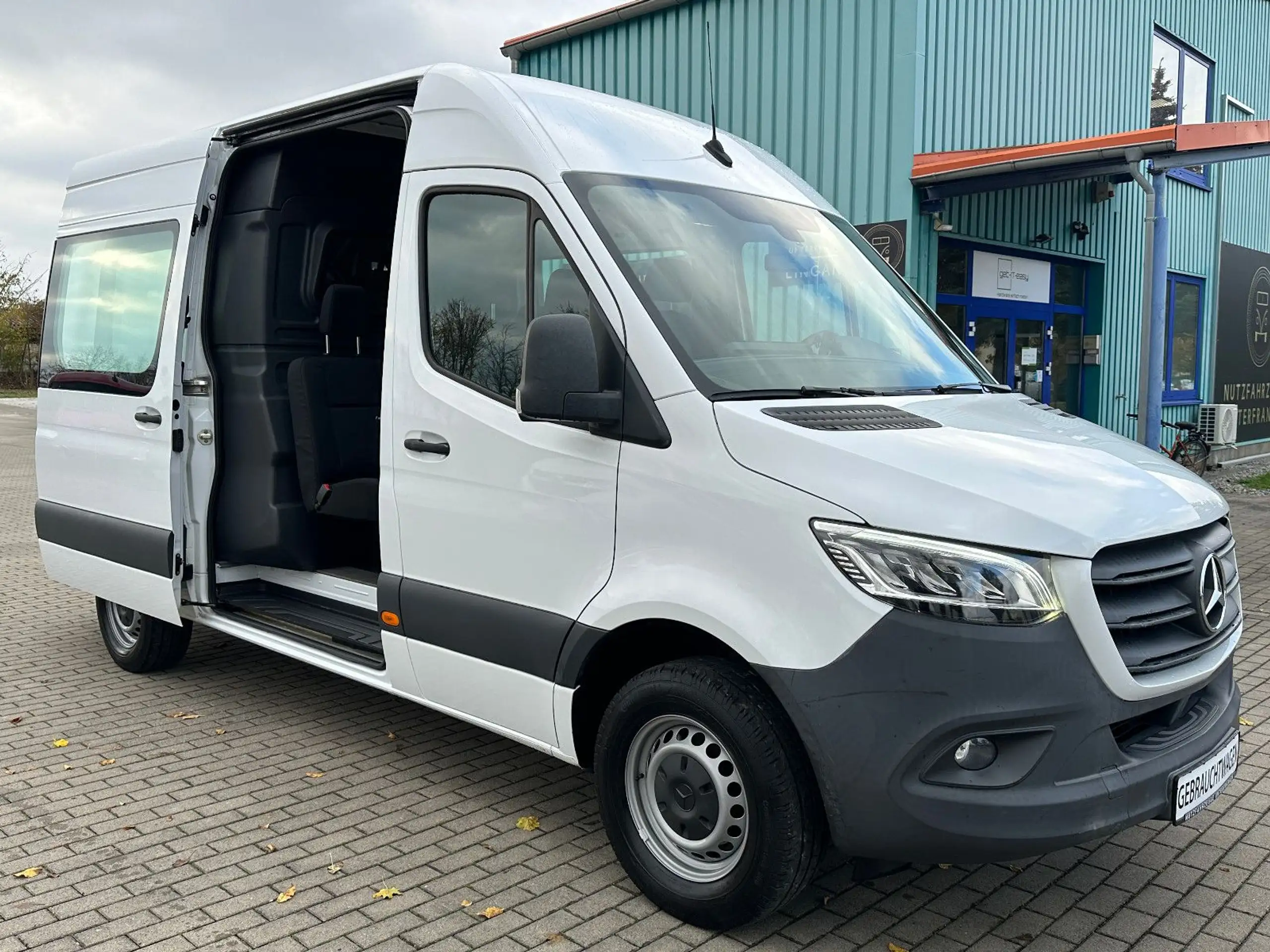 Mercedes-Benz - Sprinter