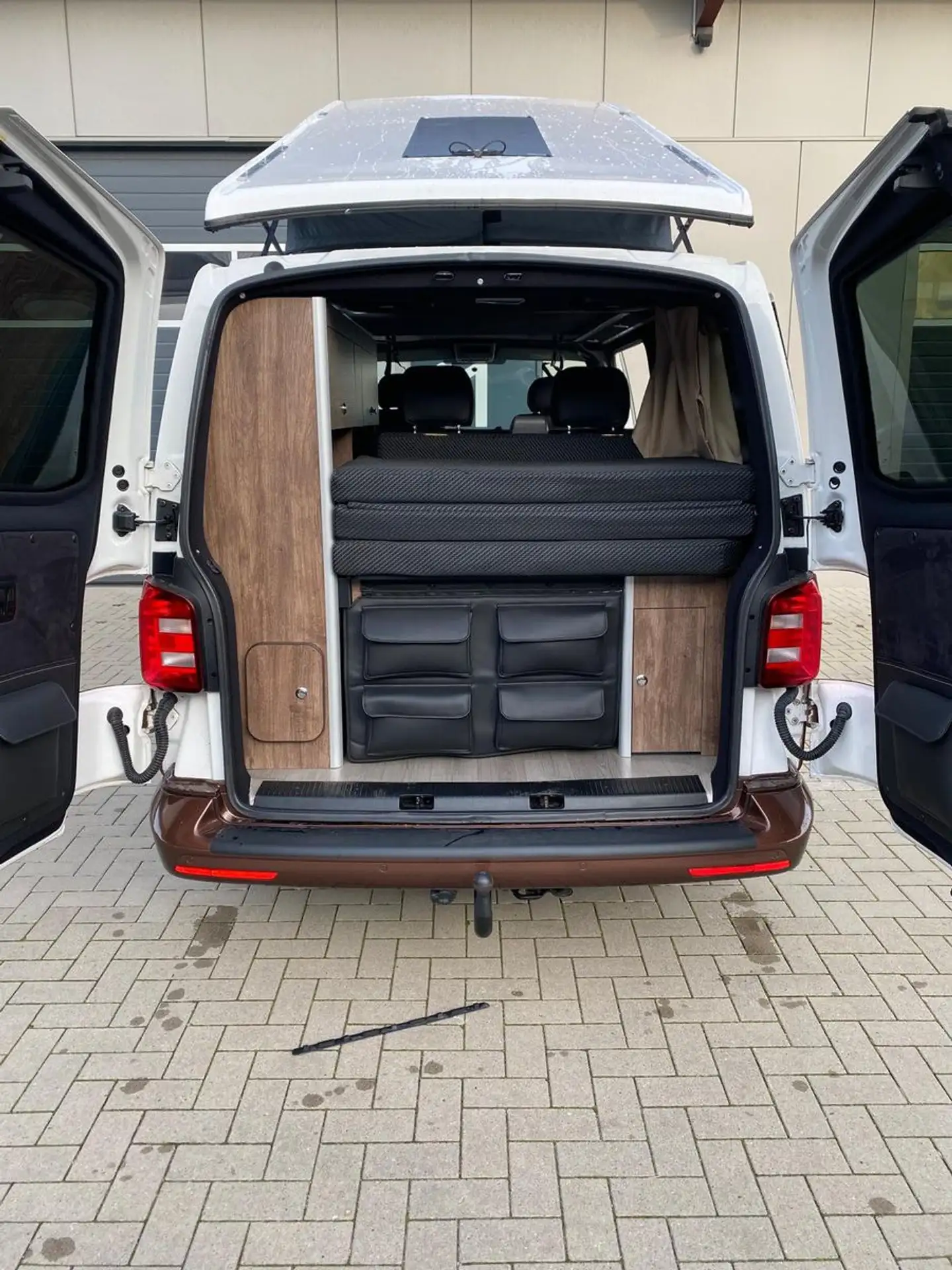 Volkswagen - T6 Transporter