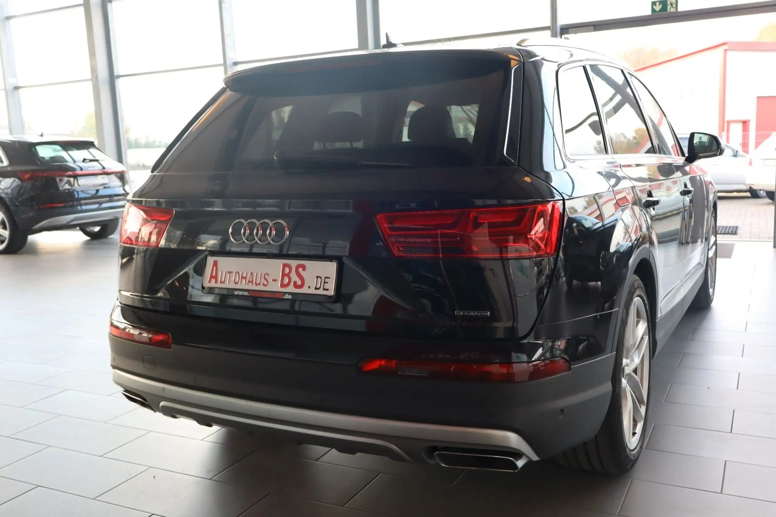 Audi - Q7