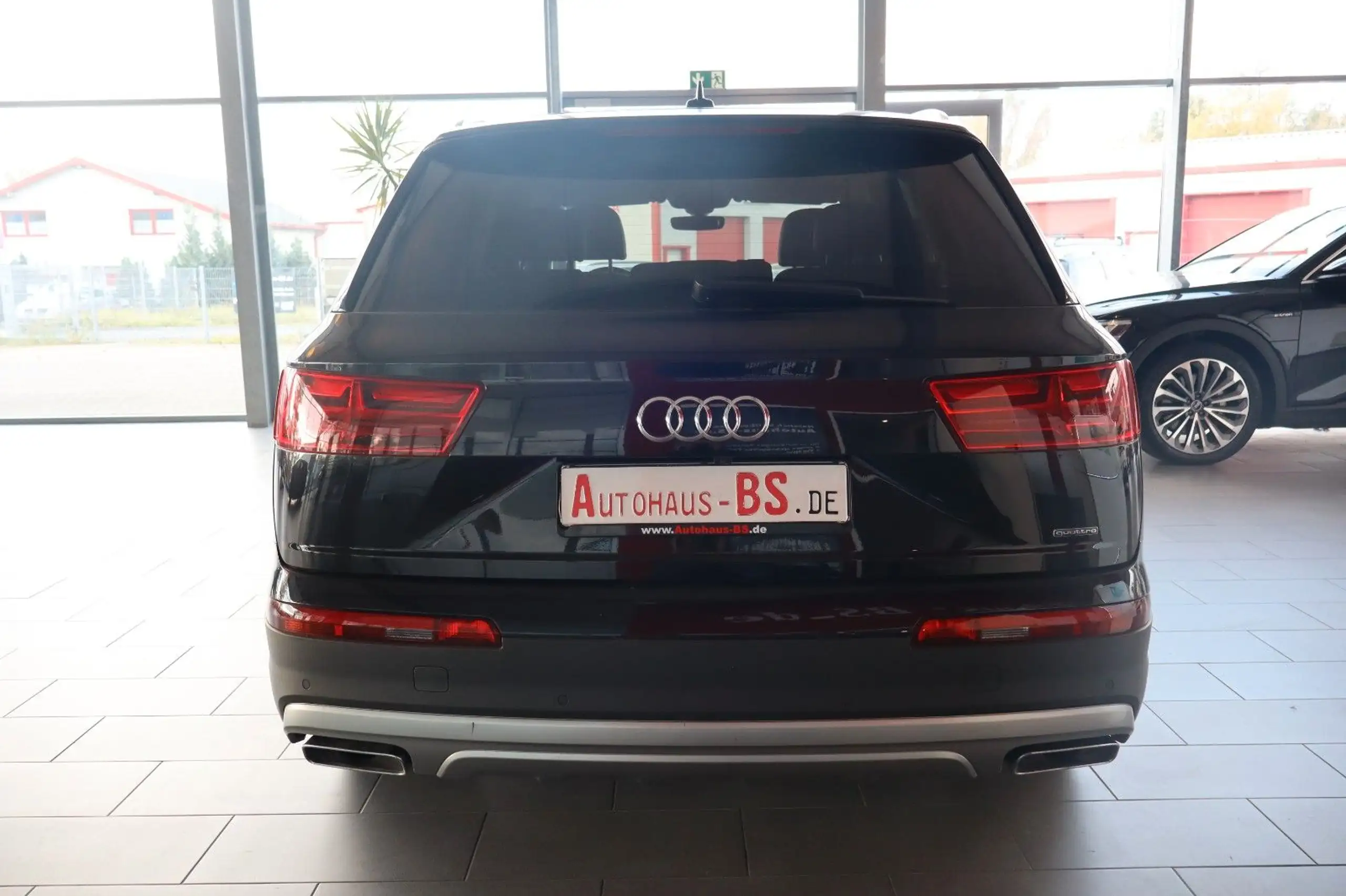 Audi - Q7