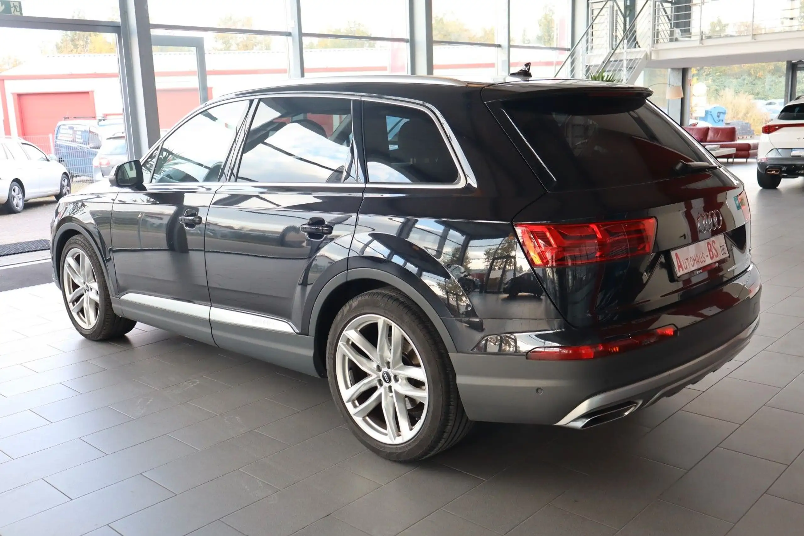 Audi - Q7