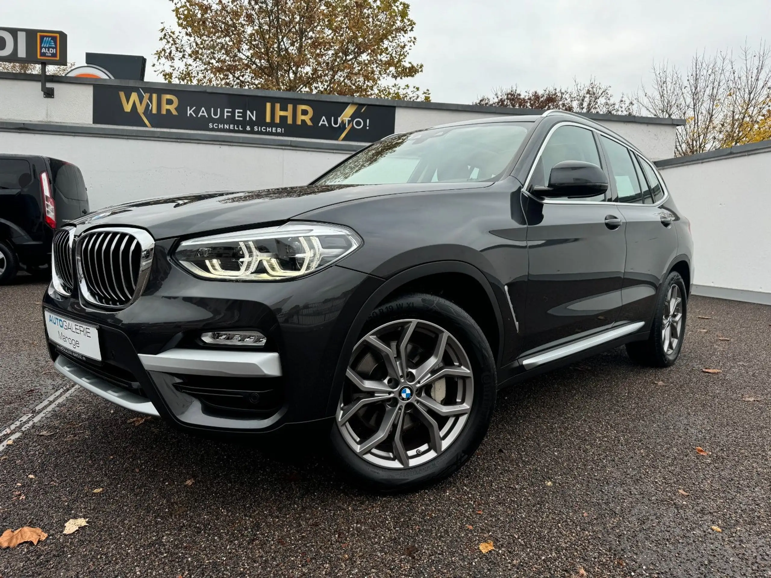 BMW - X3