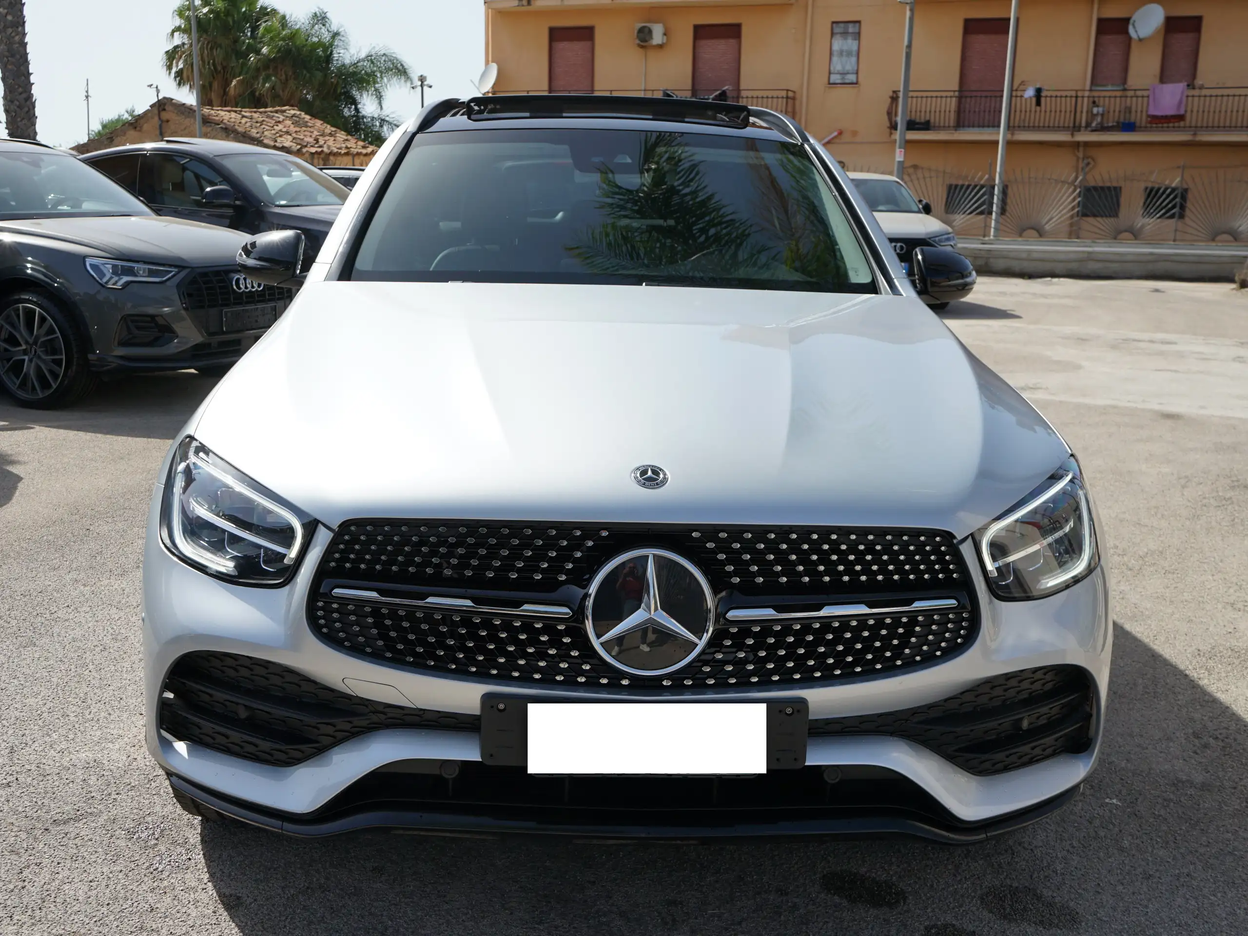 Mercedes-Benz - GLC 220