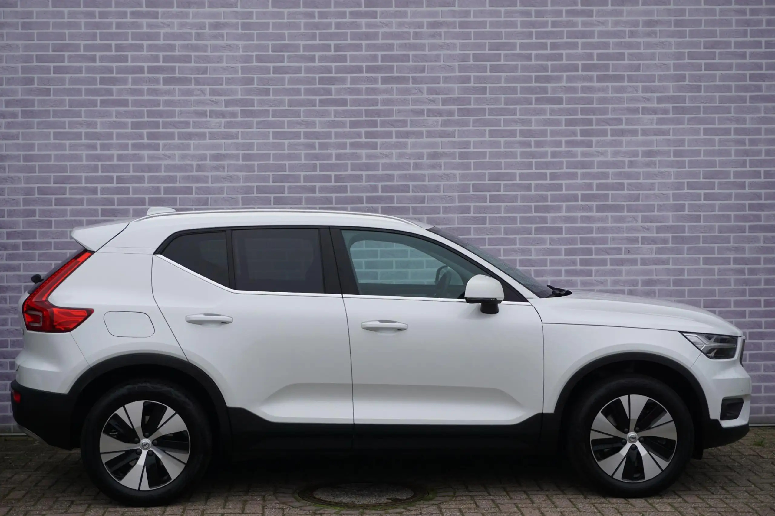 Volvo - XC40