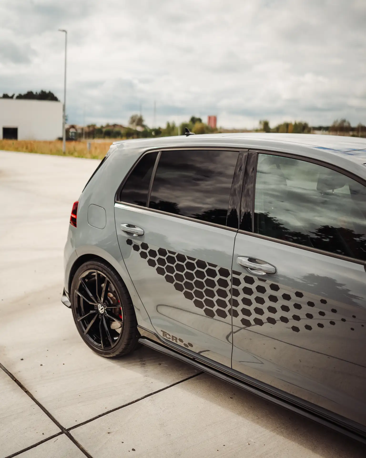 Volkswagen - Golf GTI