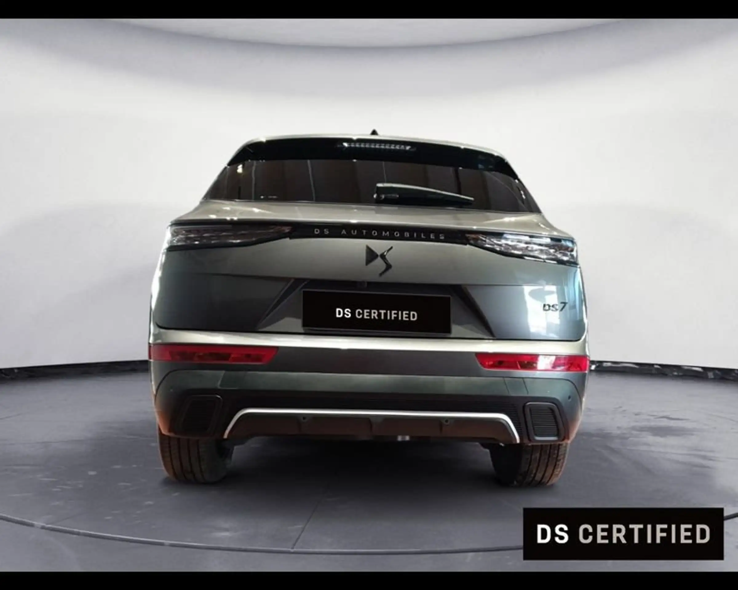 DS Automobiles - DS 7 Crossback