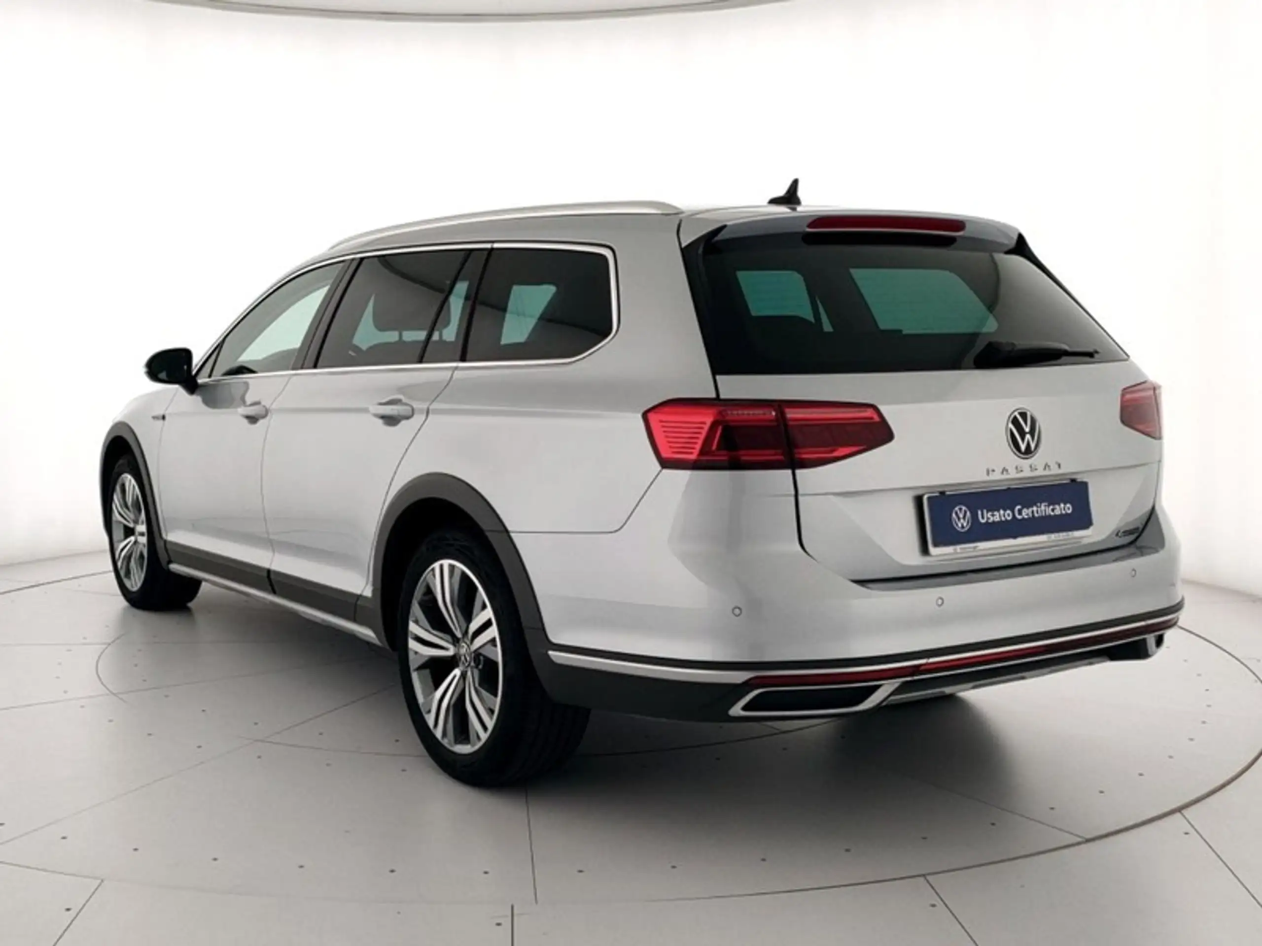 Volkswagen - Passat Alltrack