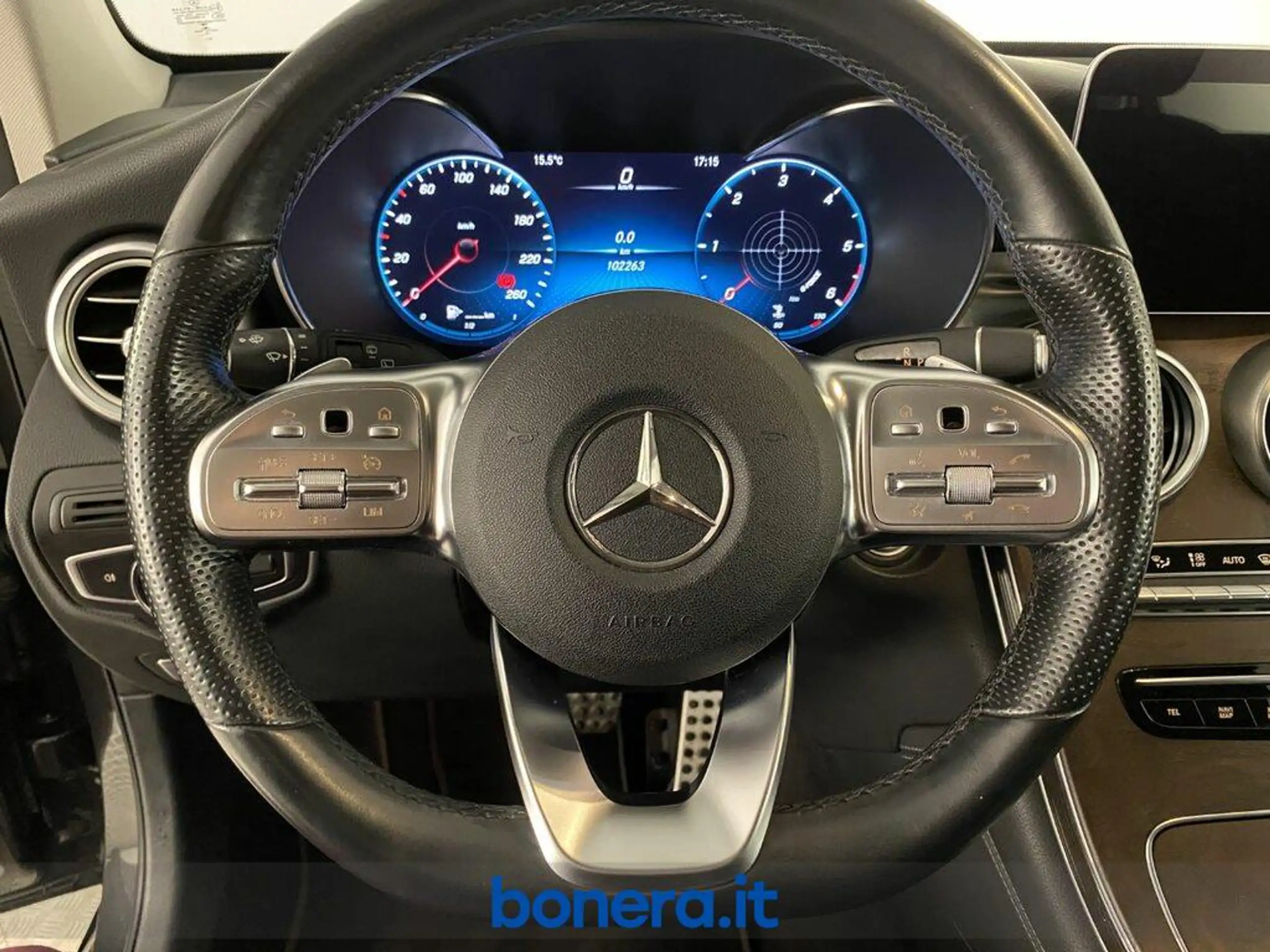 Mercedes-Benz - GLC 300