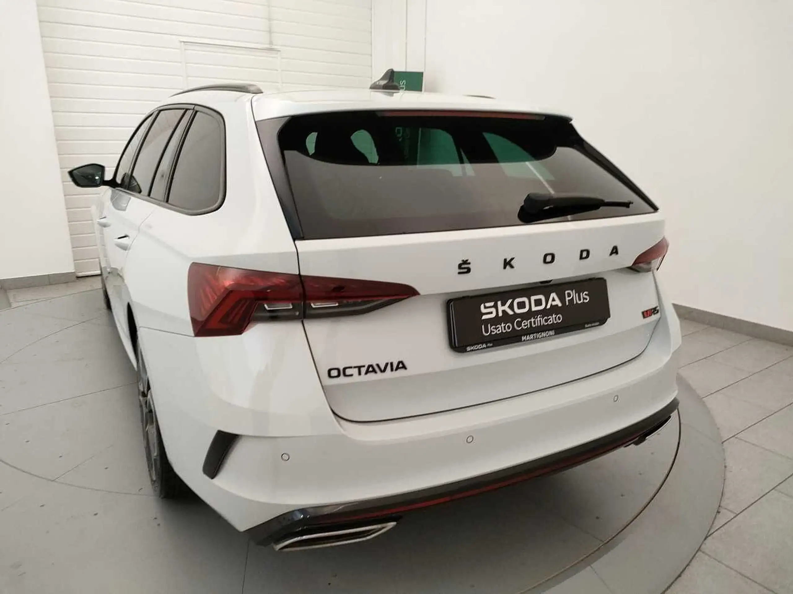 Skoda - Octavia