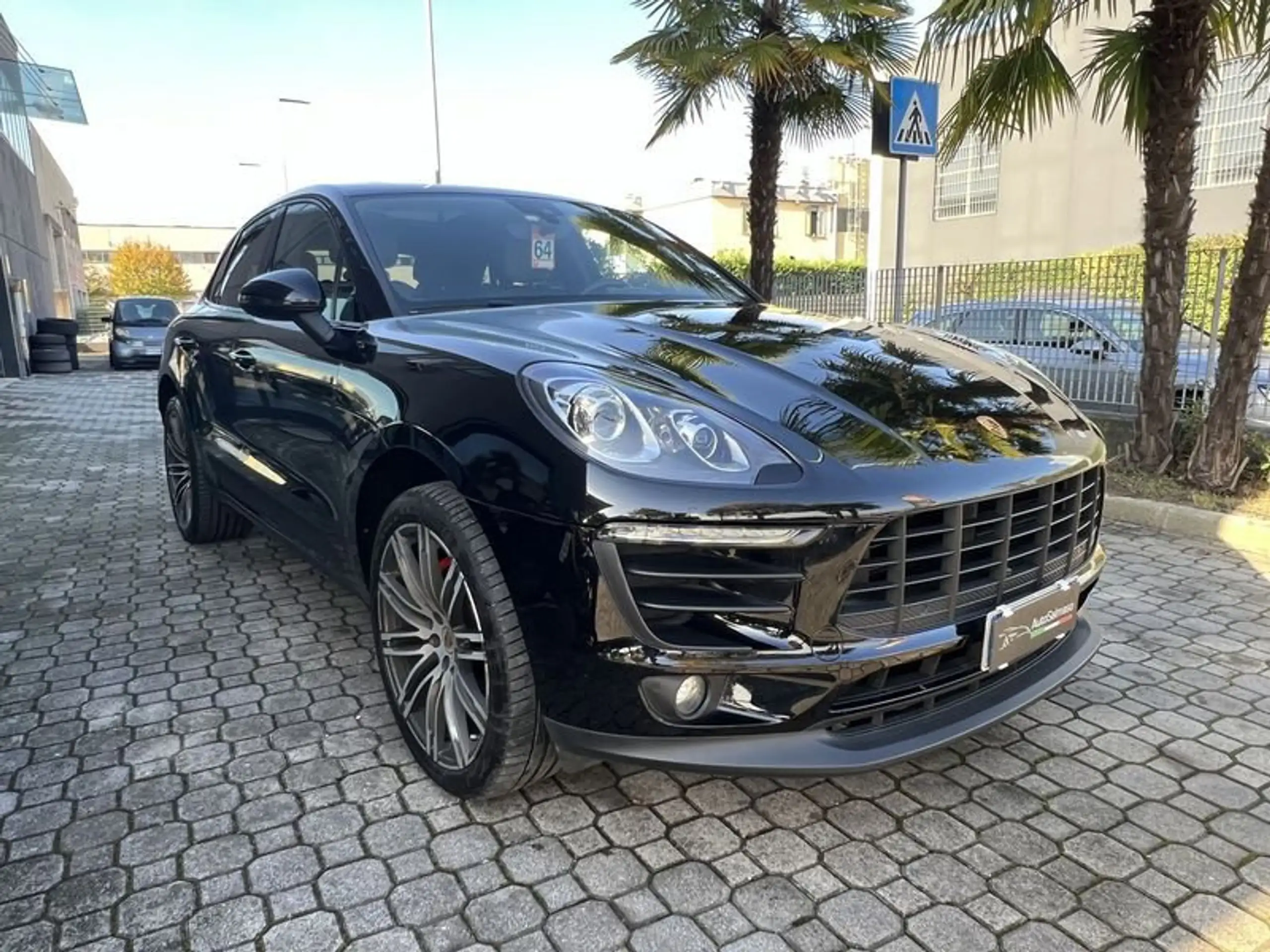 Porsche - Macan