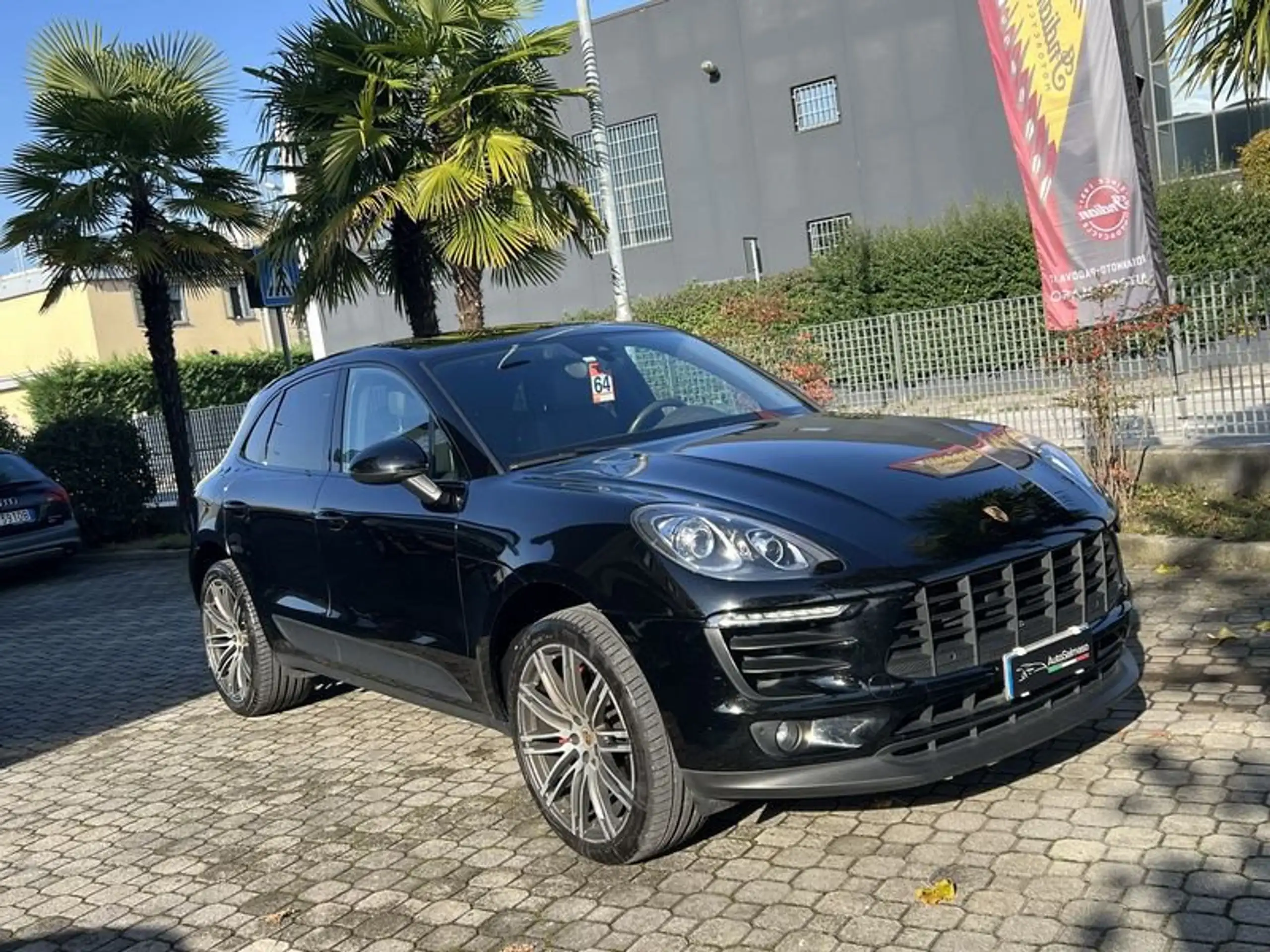 Porsche - Macan