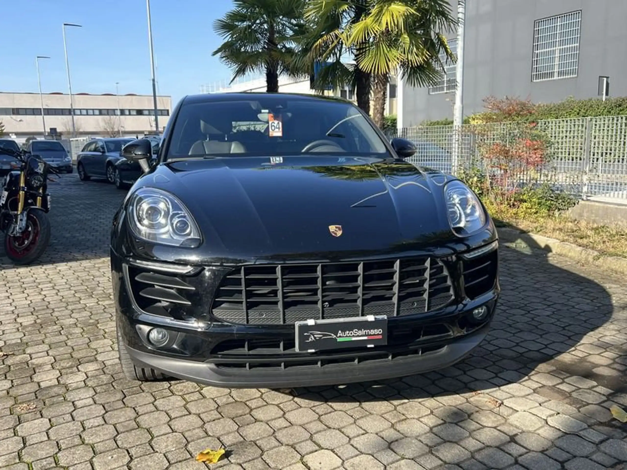 Porsche - Macan